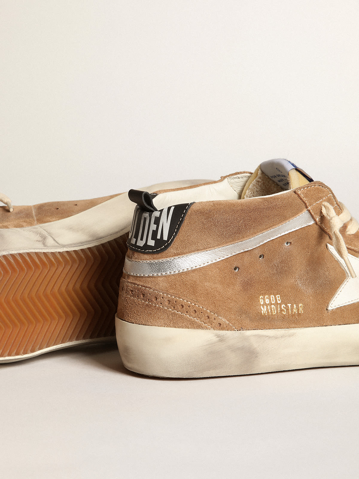 Golden Goose - Mid Star sneakers in tobacco-colored suede with white leather star and silver metallic leather flash in 