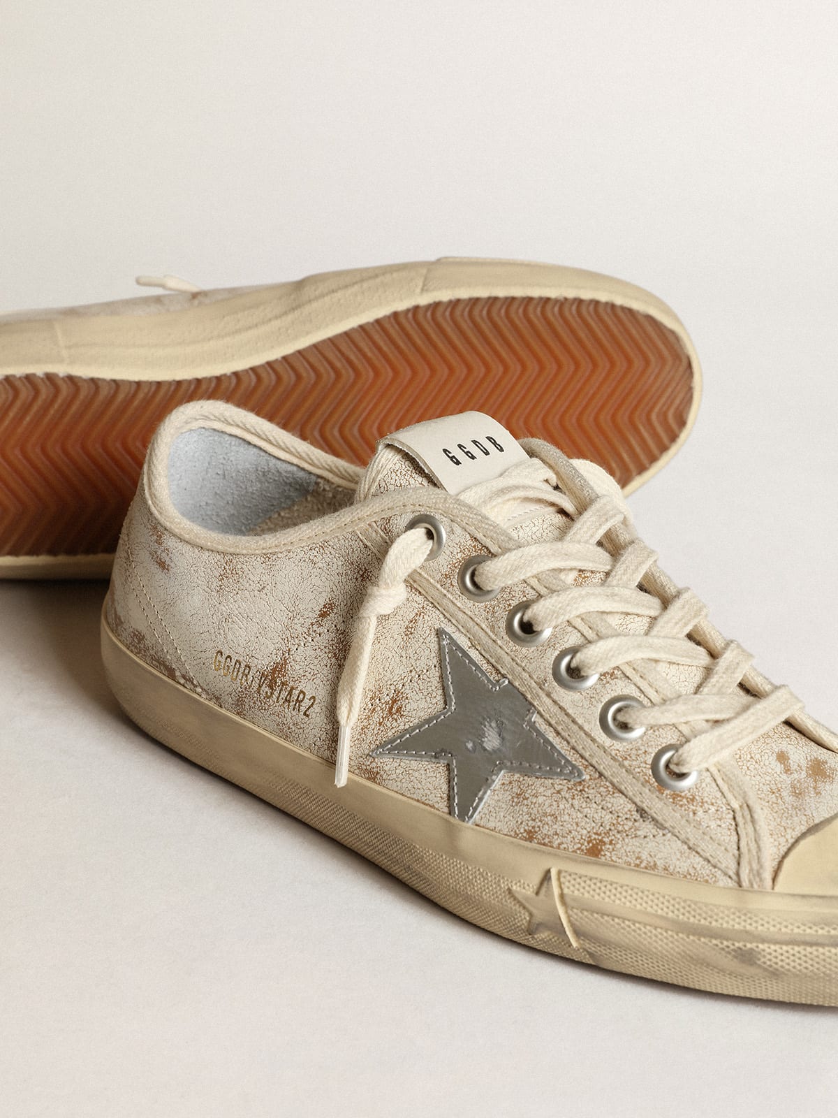 Golden Goose - Women's V-Star white glossy leather with silver leather star in 