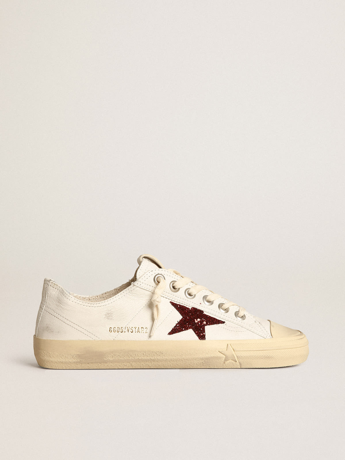 Golden Goose - Women's V-Star in white nappa with red glitter star in 