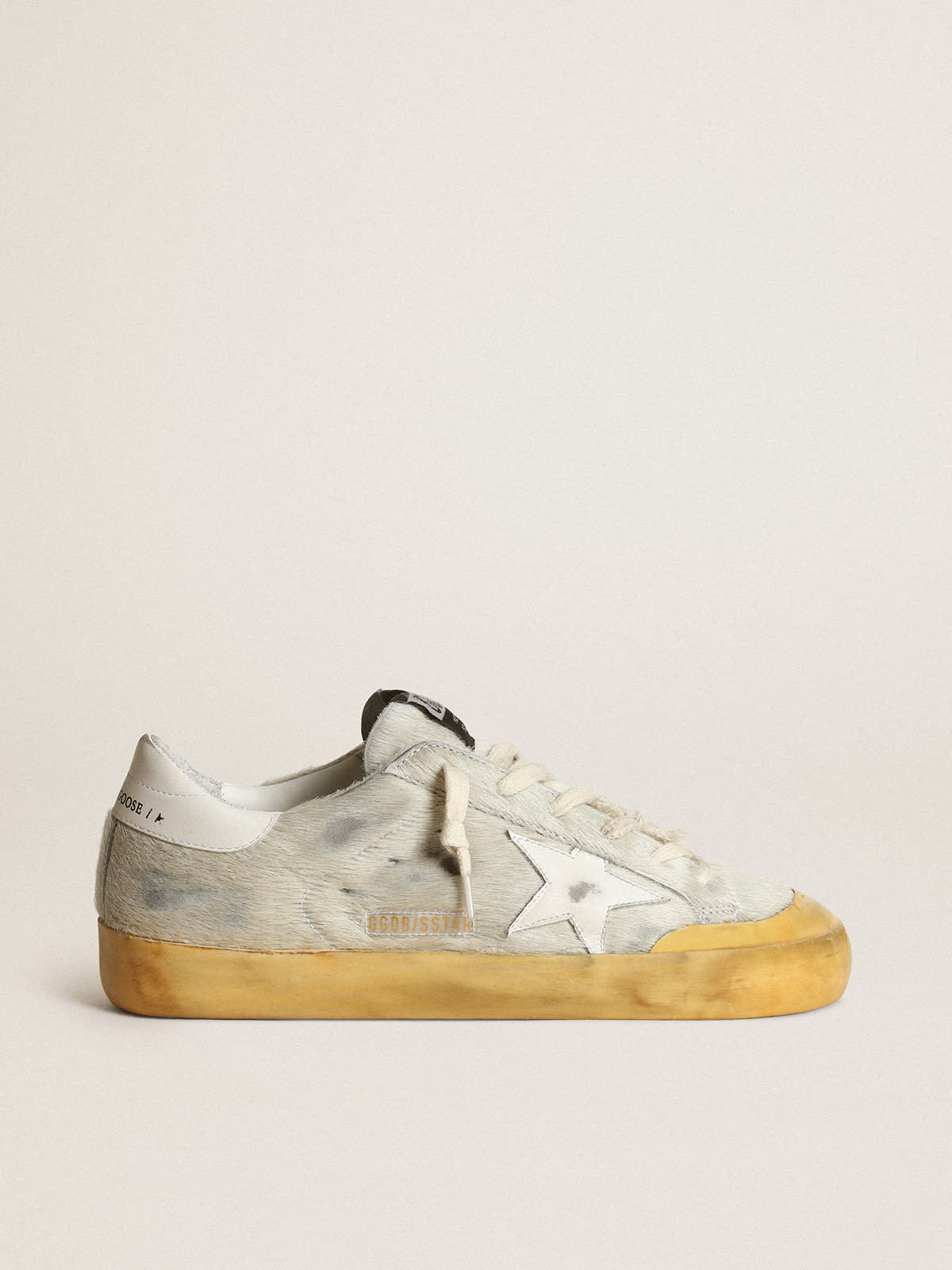 Golden Goose - Super-Star Penstar sneakers in off-white pony skin with white leather star and heel tab in 