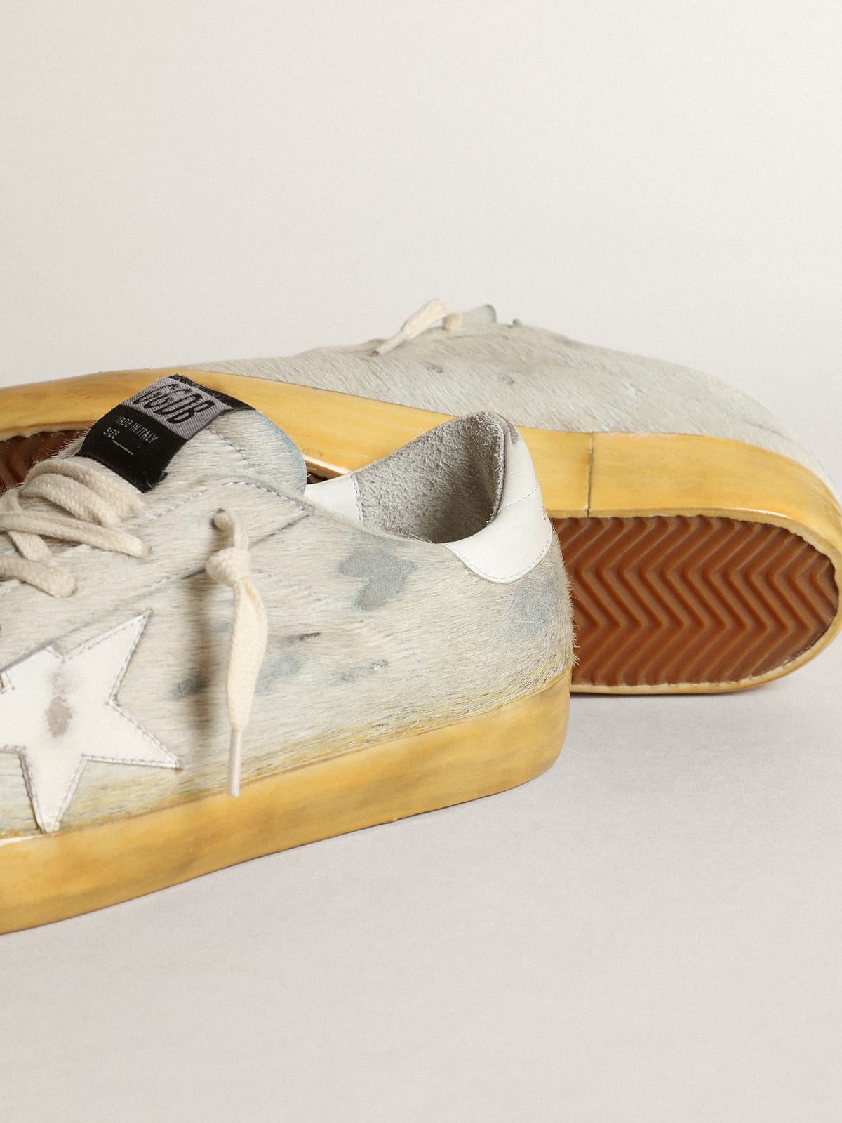 Golden Goose - Super-Star Penstar sneakers in off-white pony skin with white leather star and heel tab in 