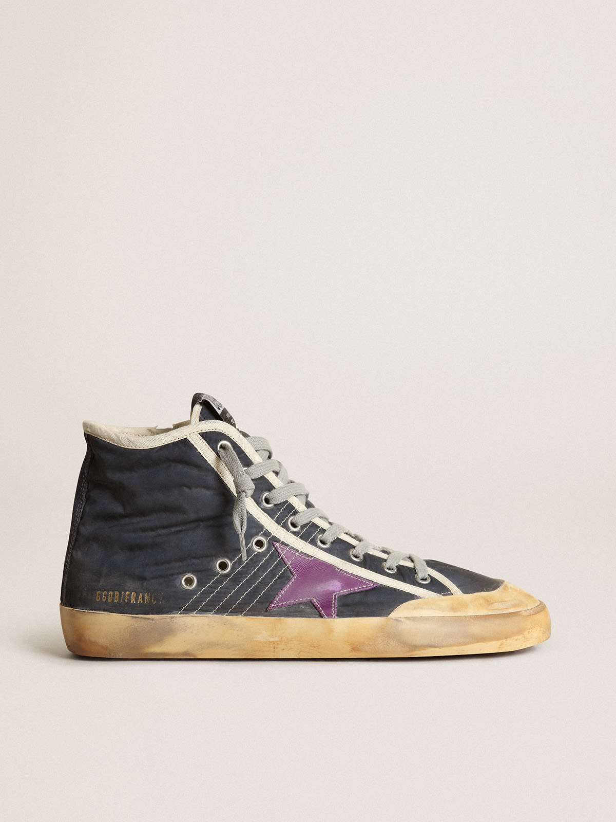 Golden Goose - Sneakers Francy Penstar en nylon bleu marine avec étoile en cuir violet et contrefort en daim noir in 