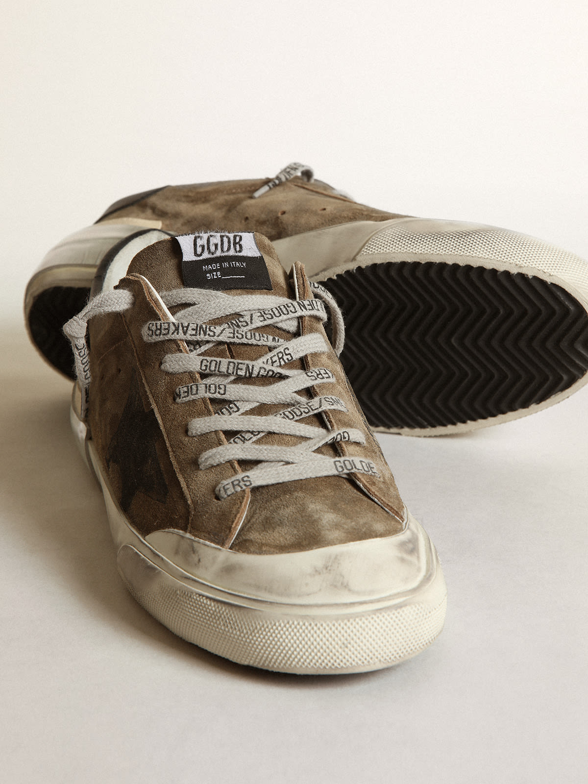 Superstar militari outlet