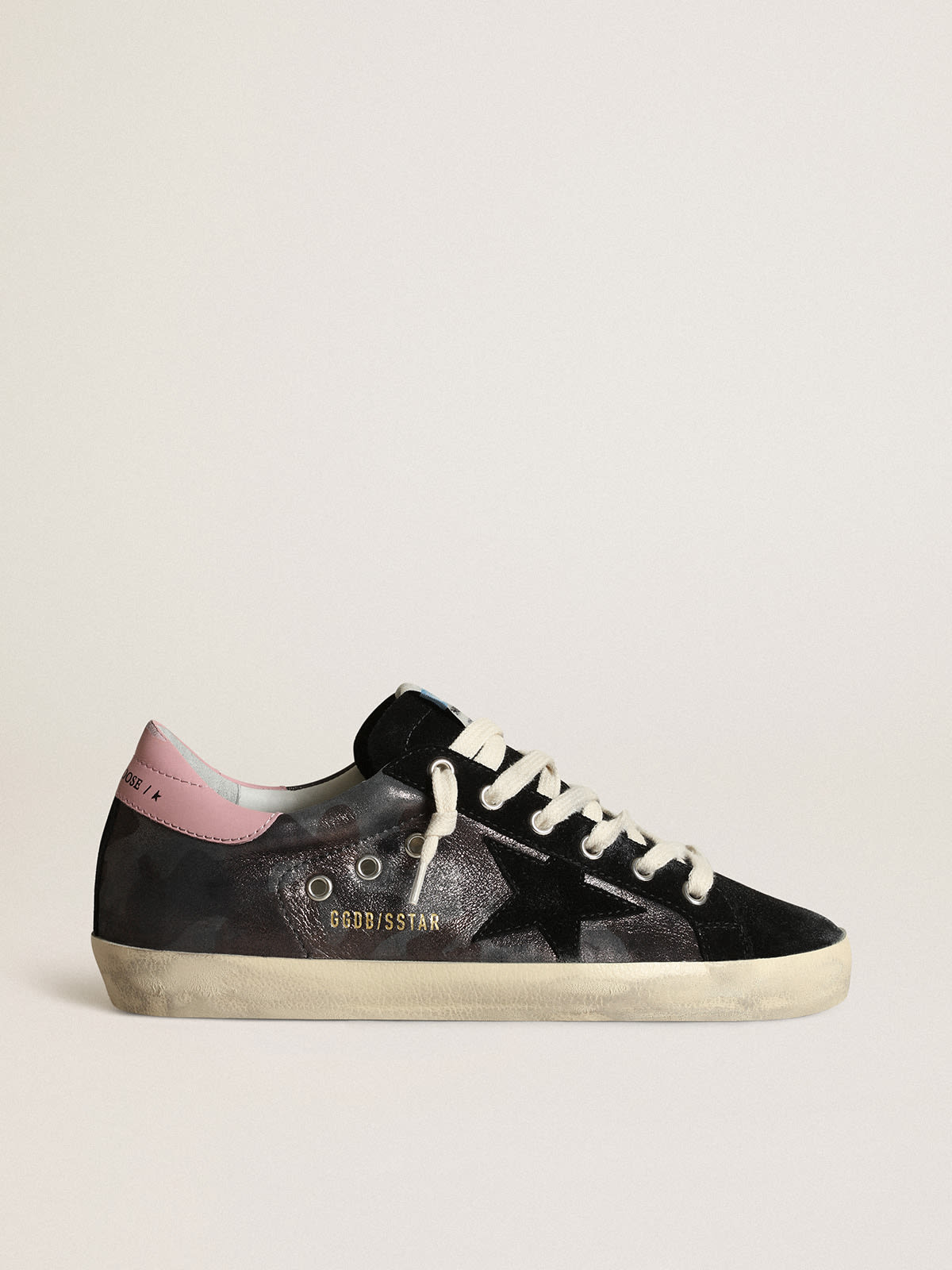 Golden goose camo with best sale pink star