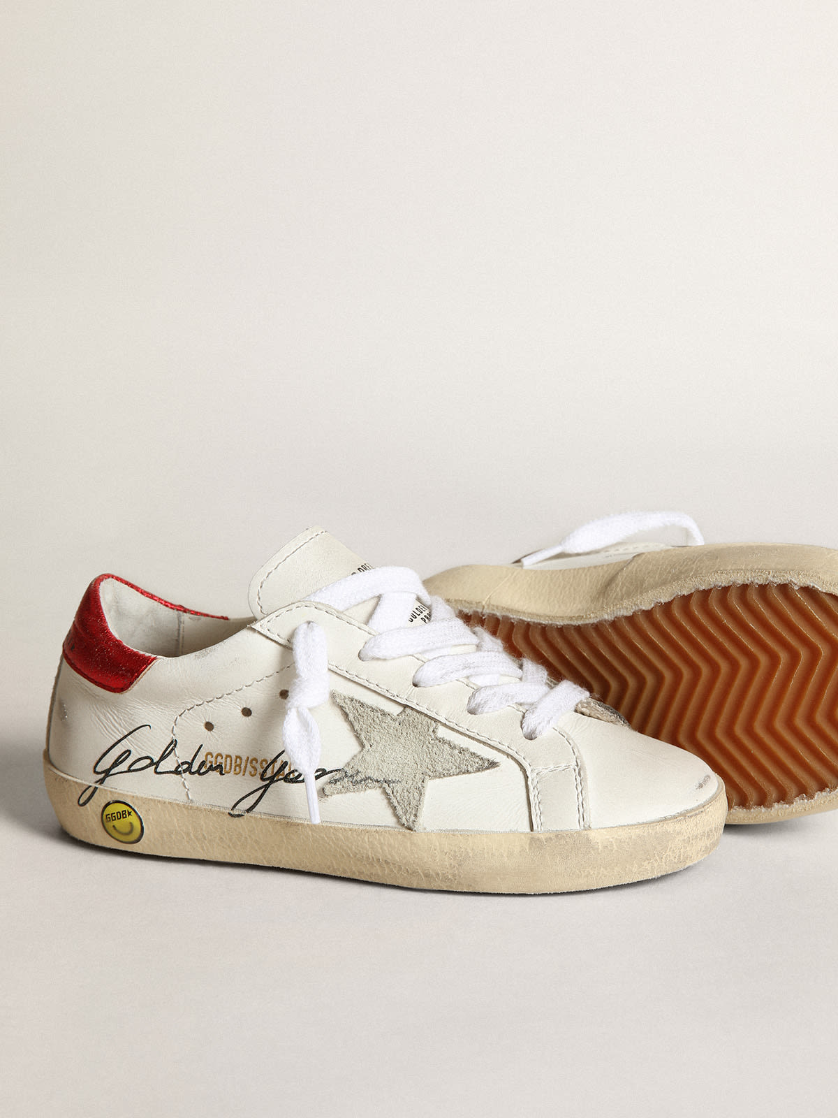 Golden Goose - Young Super-Star sneakers with ice-gray suede star and red metallic leather heel tab in 