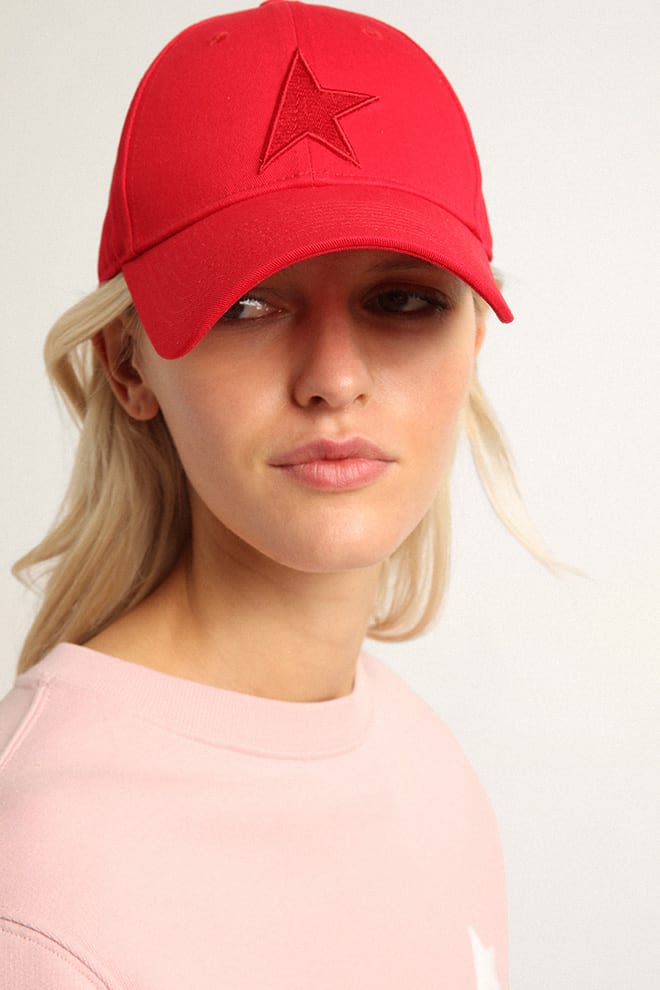 Golden Goose - Red cotton baseball cap with tone-on-tone star-shaped patch on the front in 