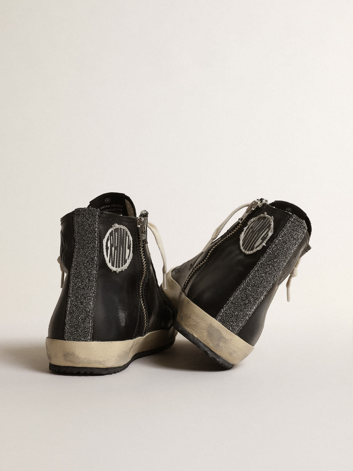 Golden goose negras discount mujer