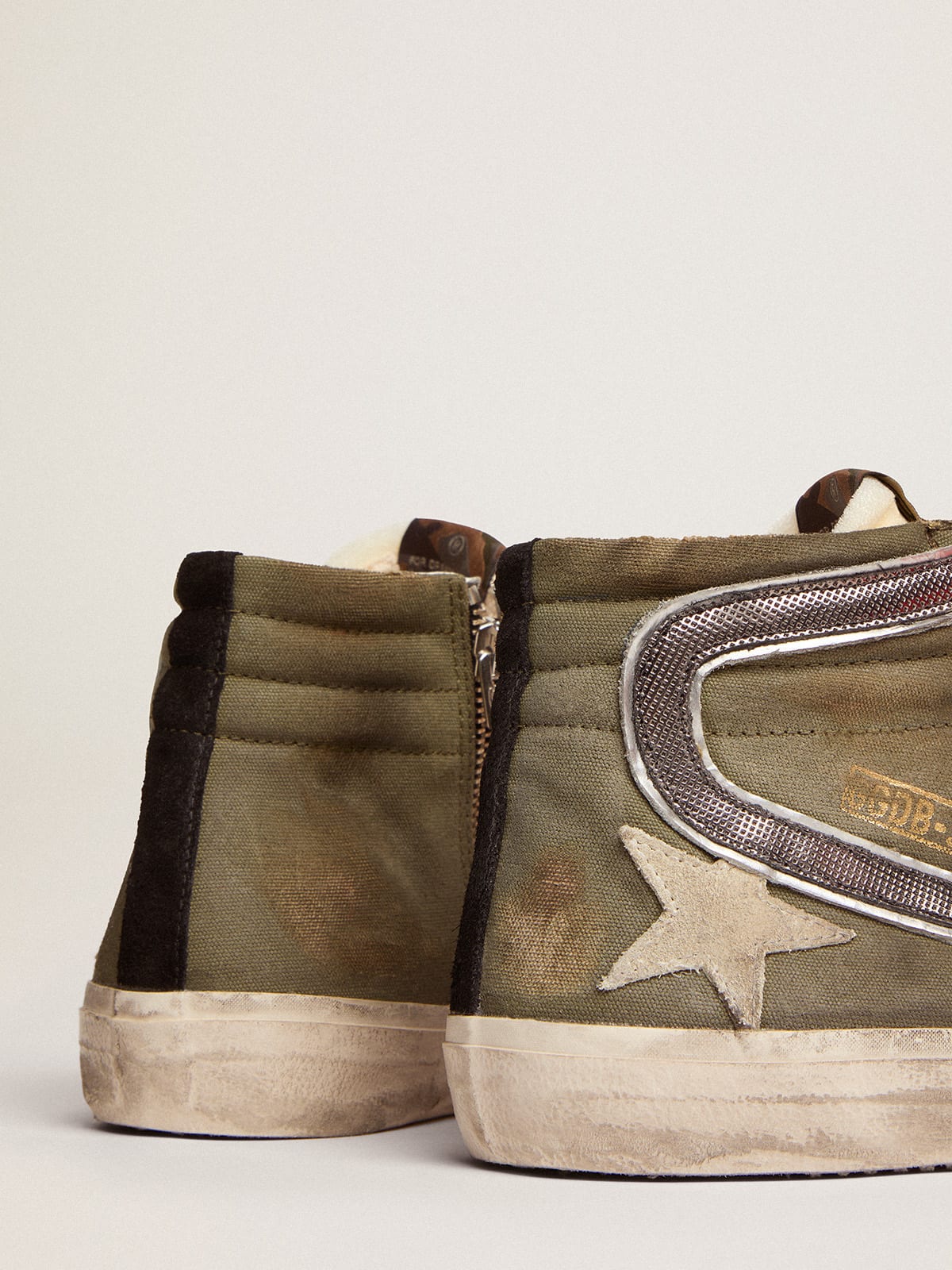 Golden Goose - Slide Penstar in army green canvas with an ice-colored star in 
