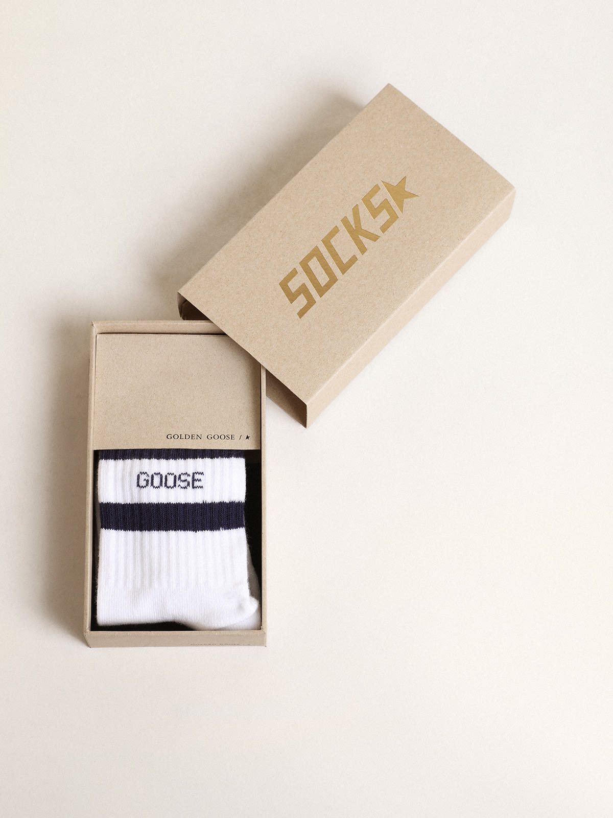 Golden Goose - White cotton socks with navy-blue stripes and Golden Goose logo  in 