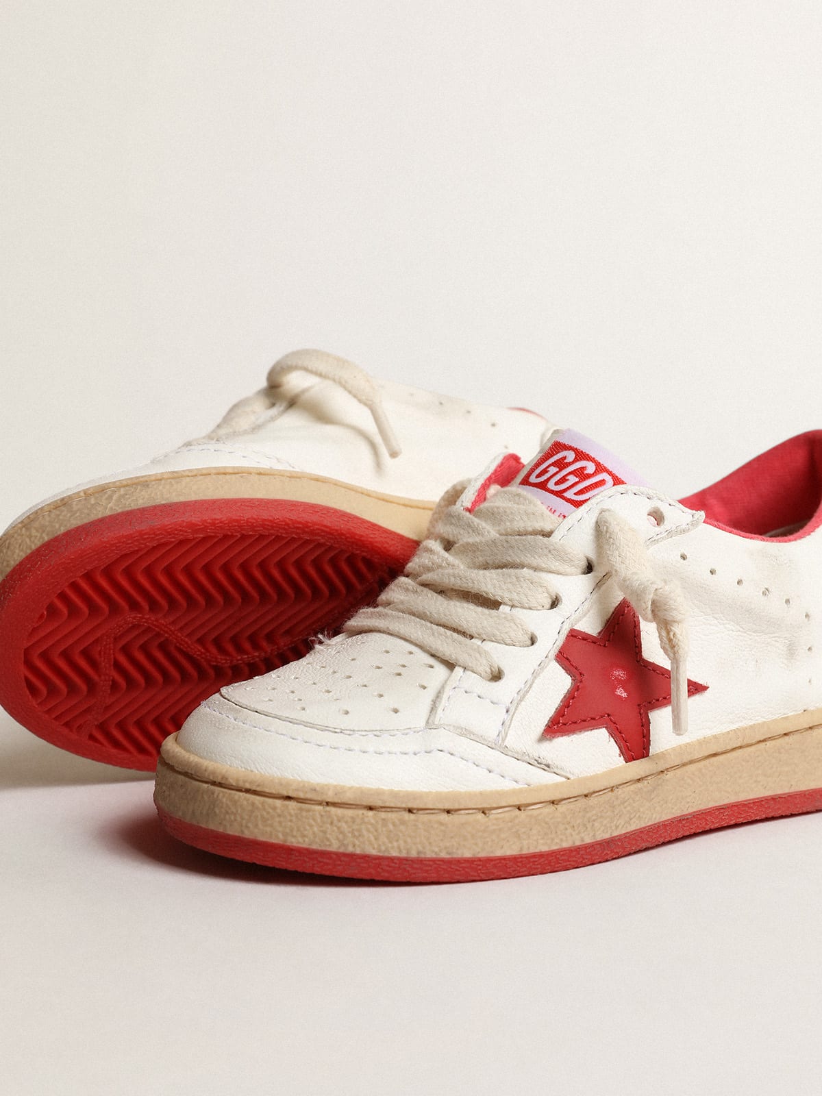 Golden Goose - Ball Star Junior in nappa with red leather star and heel tab in 