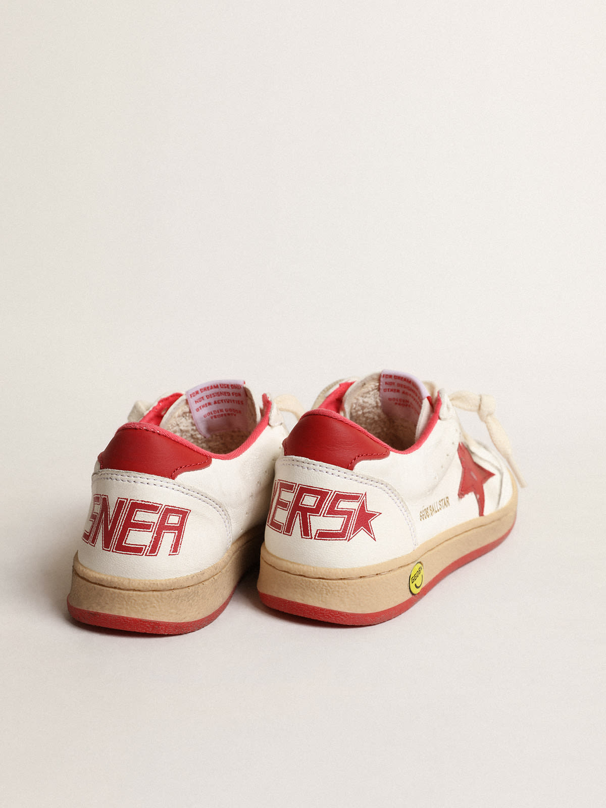 Golden Goose - Ball Star Junior in nappa con stella e talloncino in pelle rossa in 