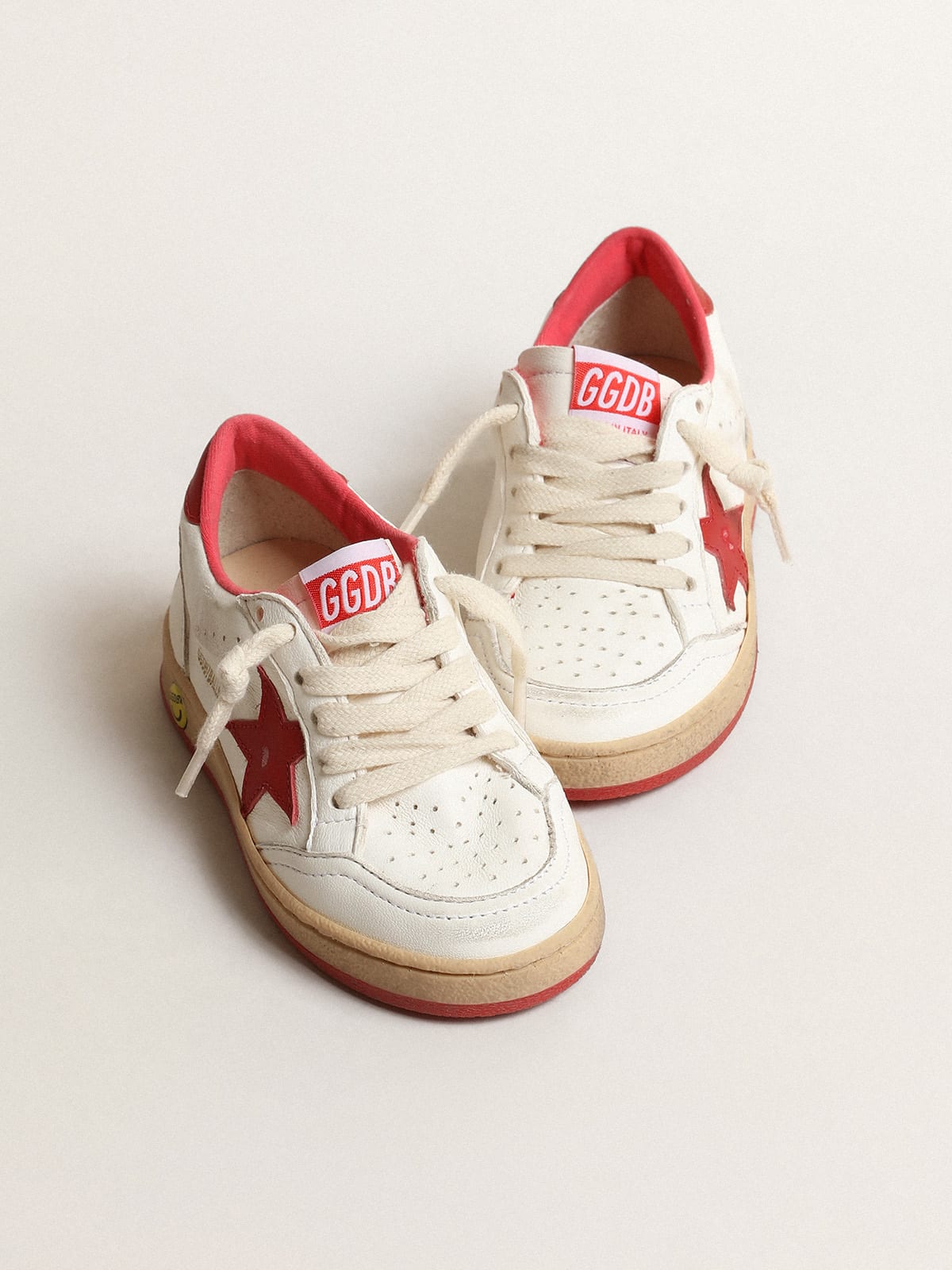 Golden Goose - Ball Star Junior in nappa with red leather star and heel tab in 