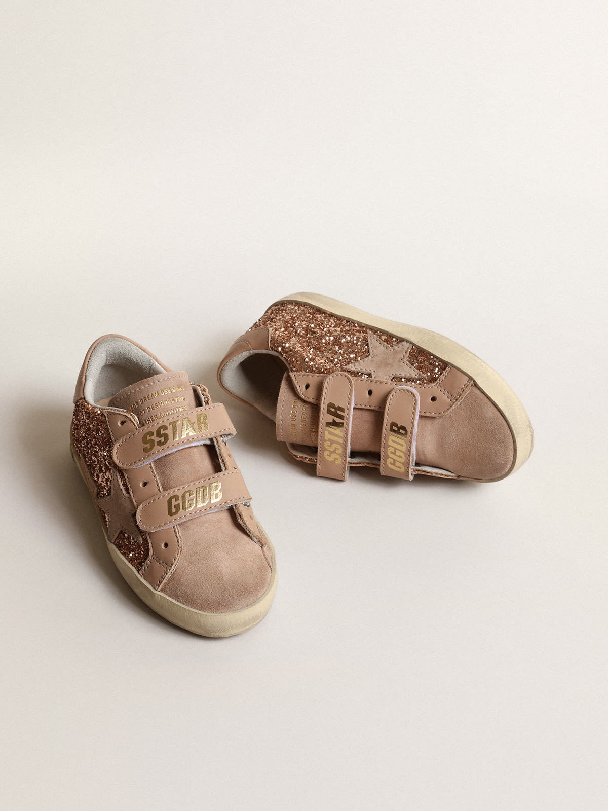 Golden Goose - Old School Teen in glitter rosa pesca con stella in suede rosa in 