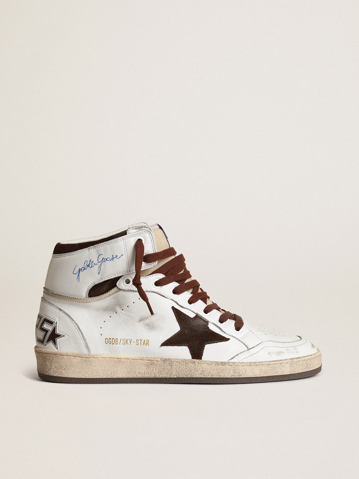 Golden Goose - Men’s Sky-Star in white nappa leather with a chocolate suede star in 