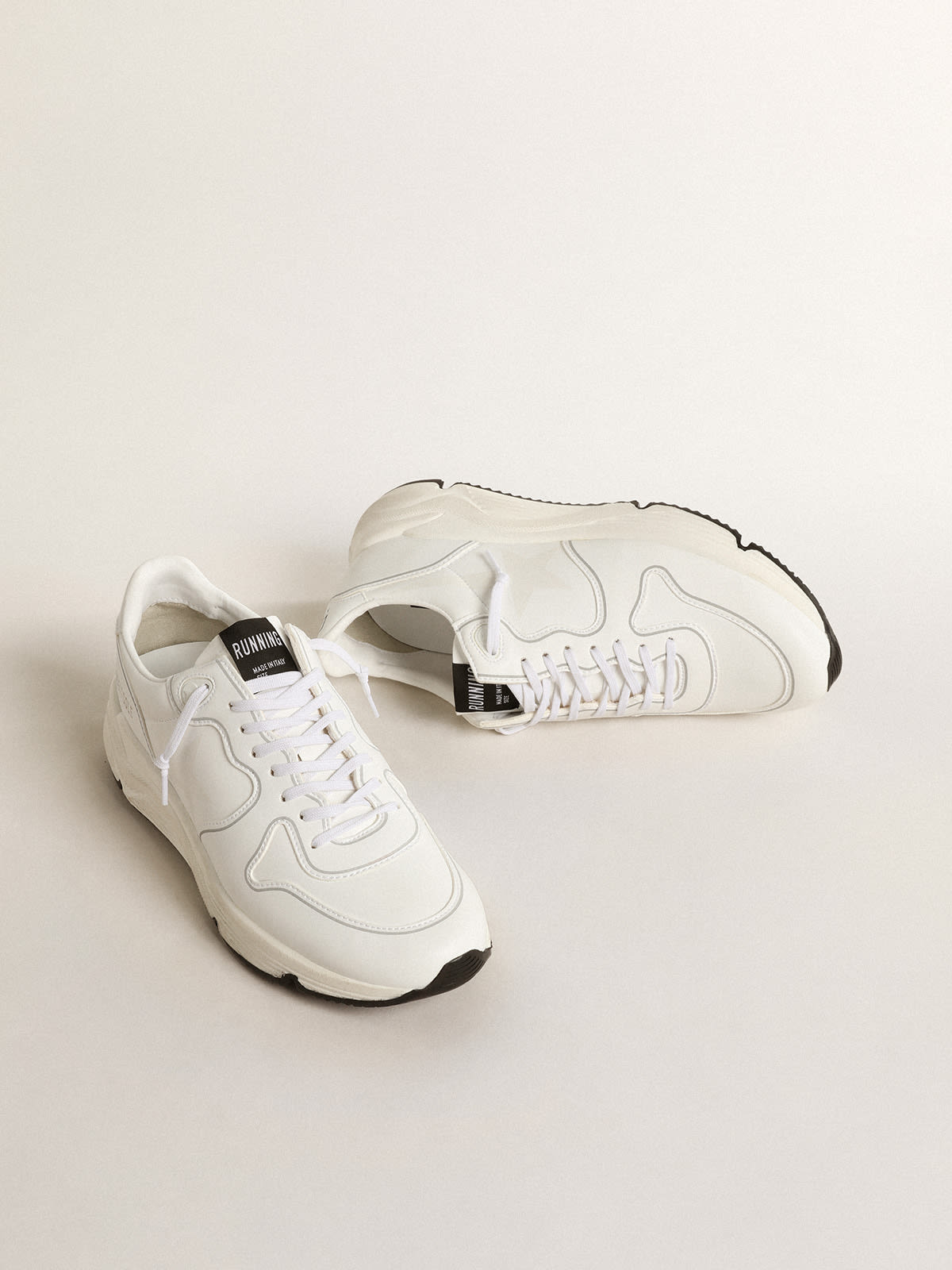 Golden Goose - Running Sole femme d’origine bio avec étoile et contrefort blancs in 