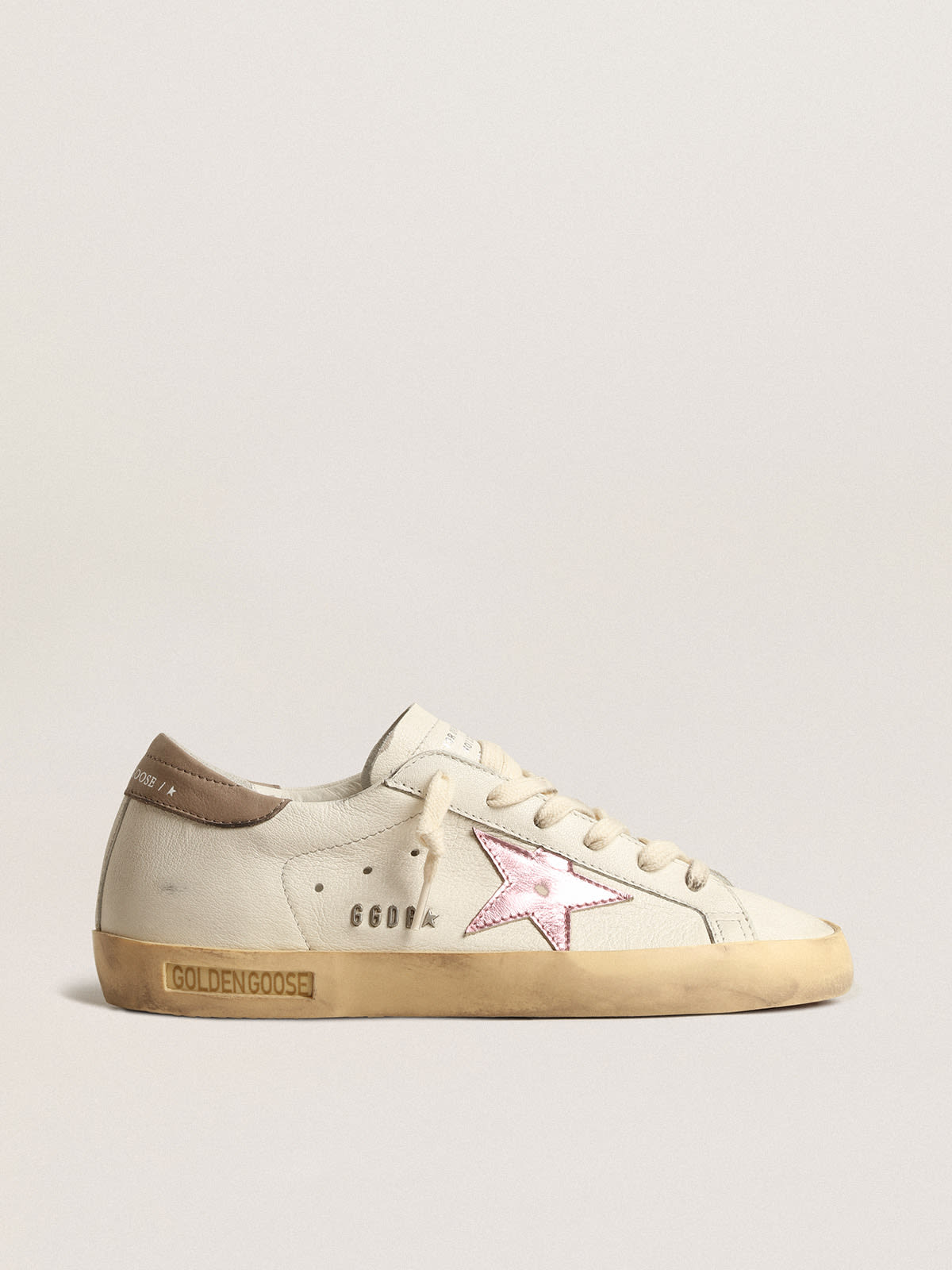 Golden Goose - Super-Star in white nappa with pink metallic leather star in 