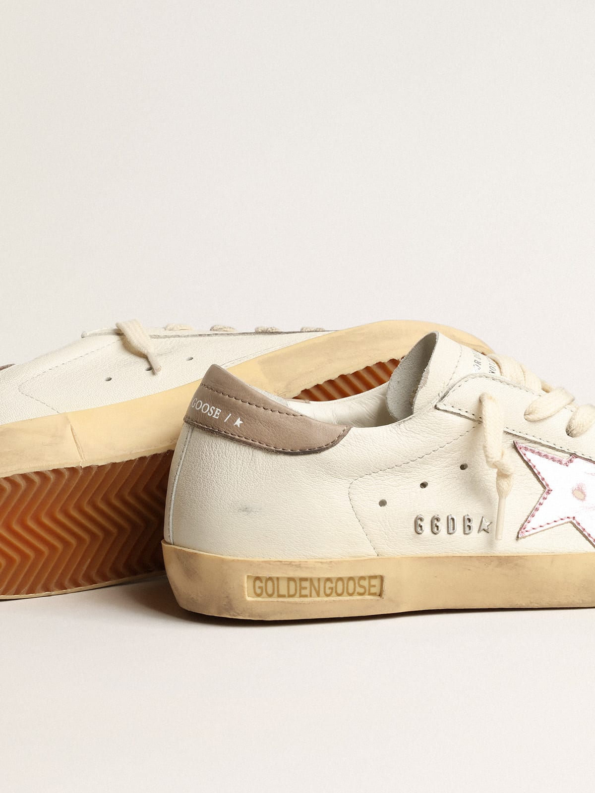 Golden Goose - Women's Super-Star in white nappa with pink metallic leather star in 