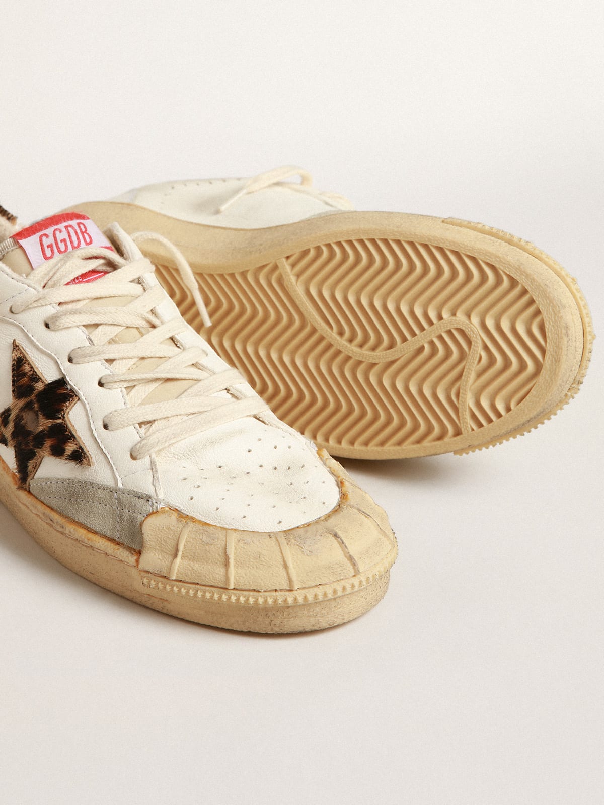 Golden Goose - Ball Star in nappa with leopard-print pony skin star and heel tab in 