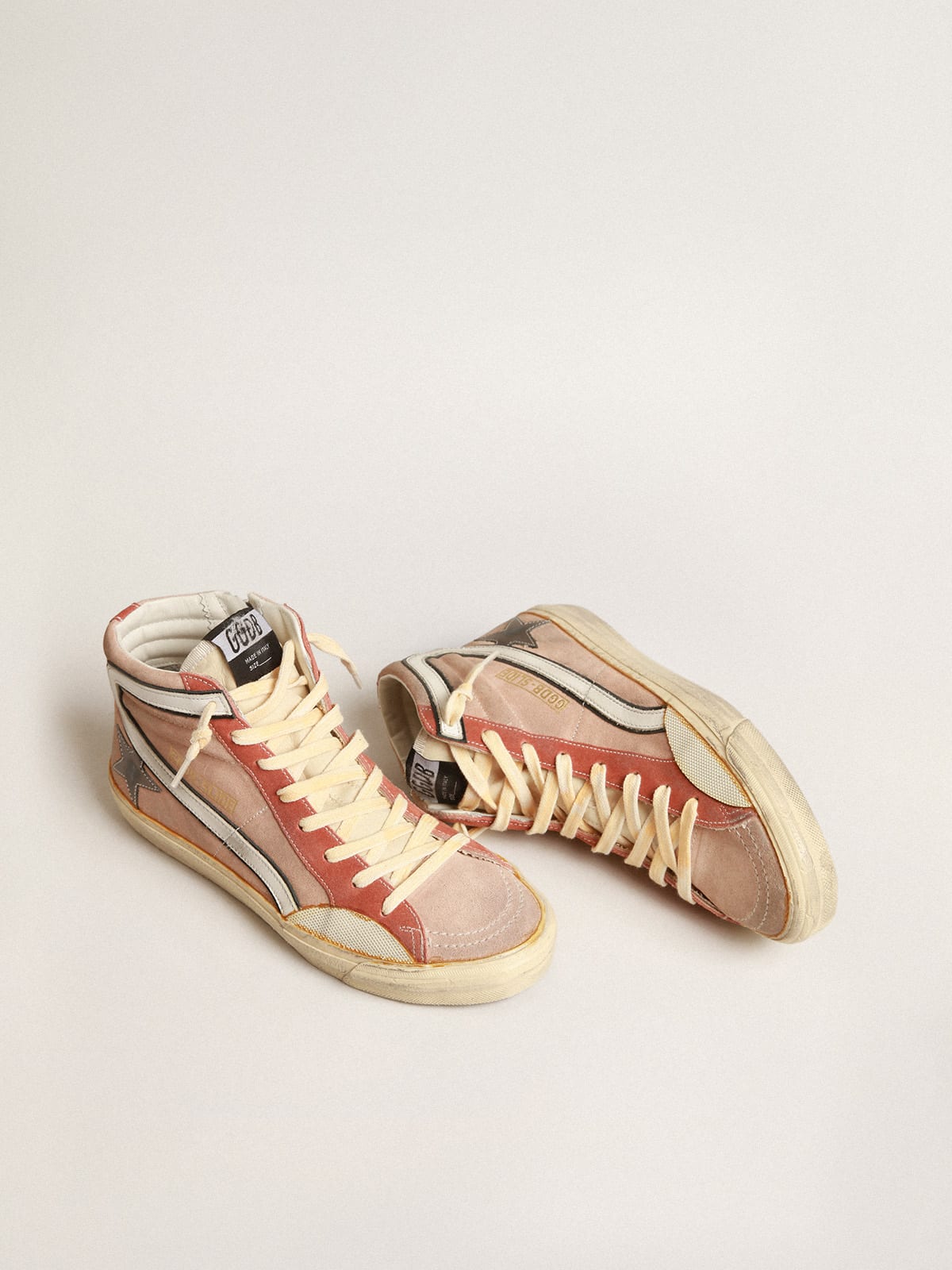 Slide in pink suede with anthracite laminated leather star | Golden Goose