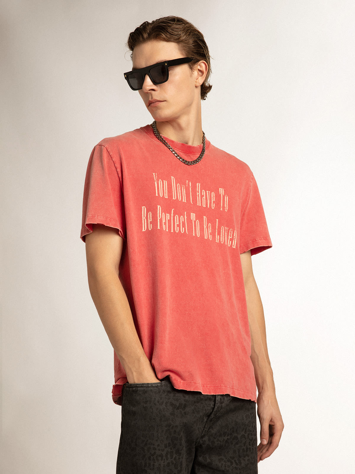 Golden Goose - Red T-shirt with ecru printed lettering in 