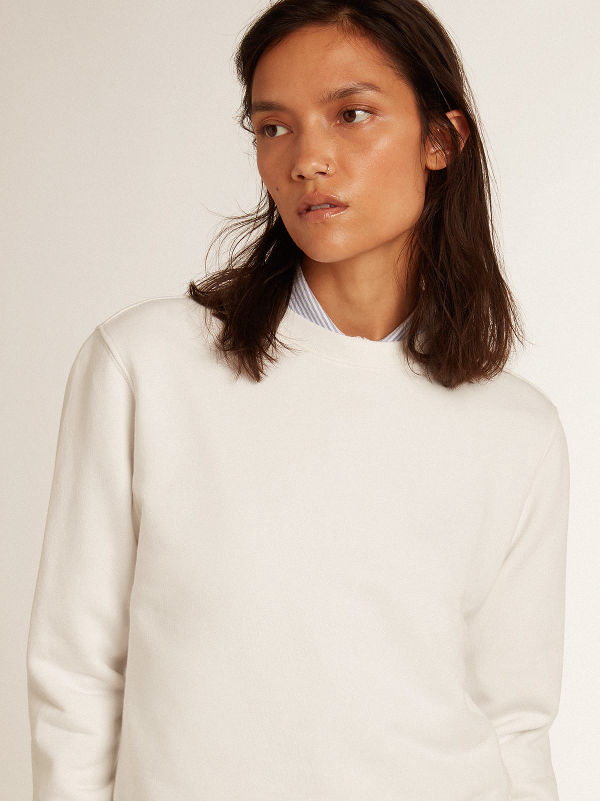 Distressed sales white sweatshirt