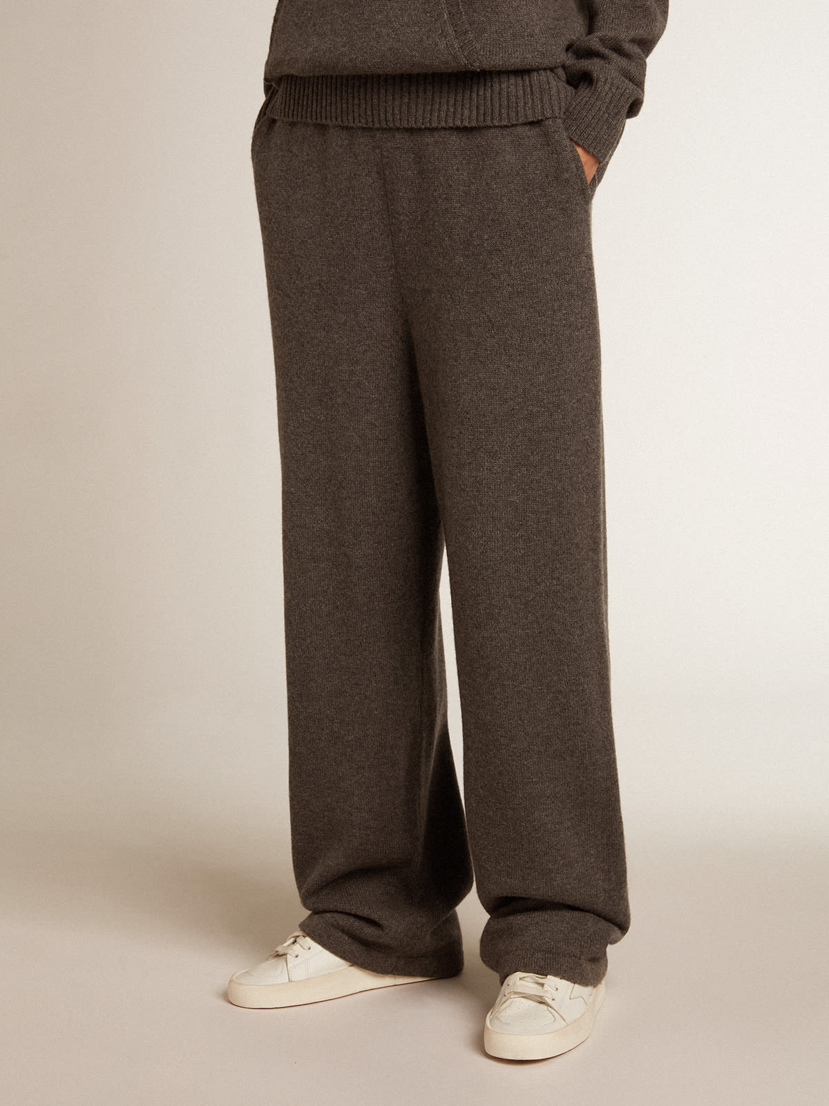 Golden Goose - Pantalone jogging donna misto cashmere di colore grigio  in 