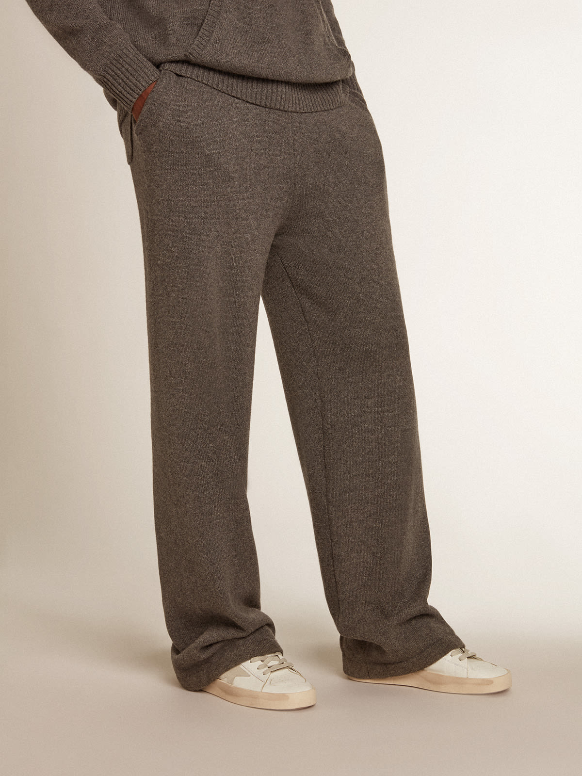 Men’s gray melange cashmere blend joggers