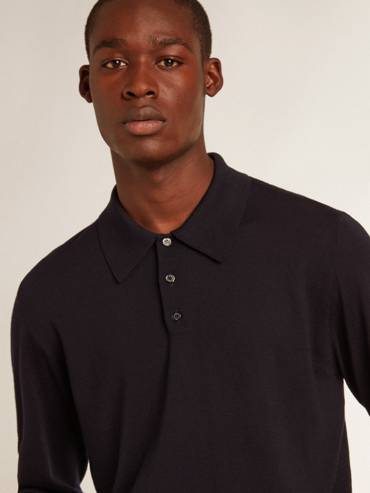 Men’s long-sleeved polo shirt in navy-blue merino wool | Golden Goose