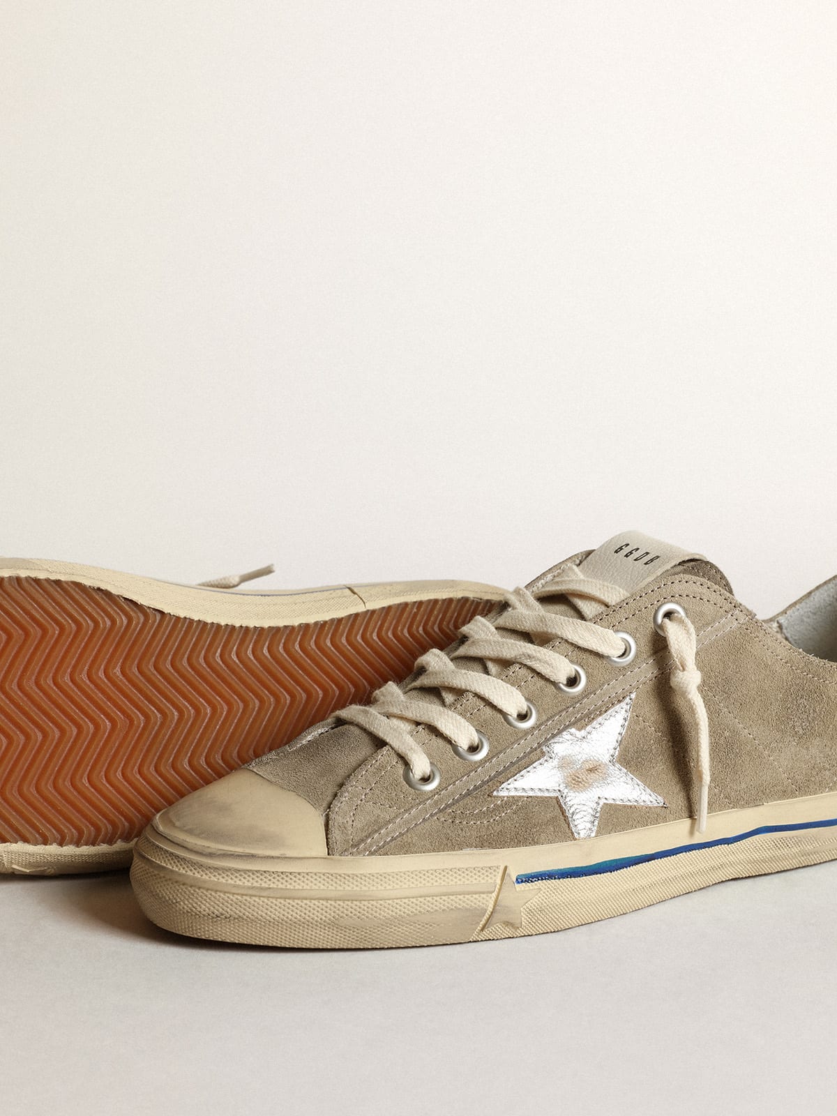 Men's V-Star with suede upper and silver star | Golden Goose