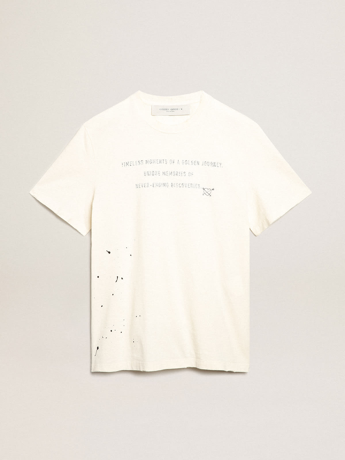 Golden Goose - Men’s white T-shirt with lettering and small embroidery in 