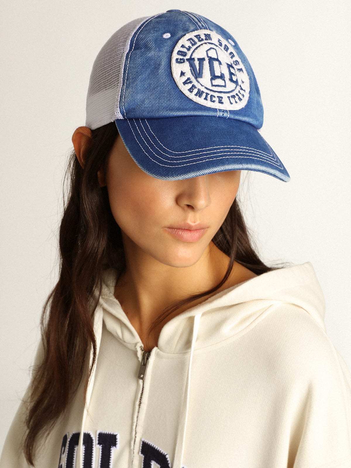 Golden Goose - Hat in vintage light blue cotton with white mesh and patch on the front in 