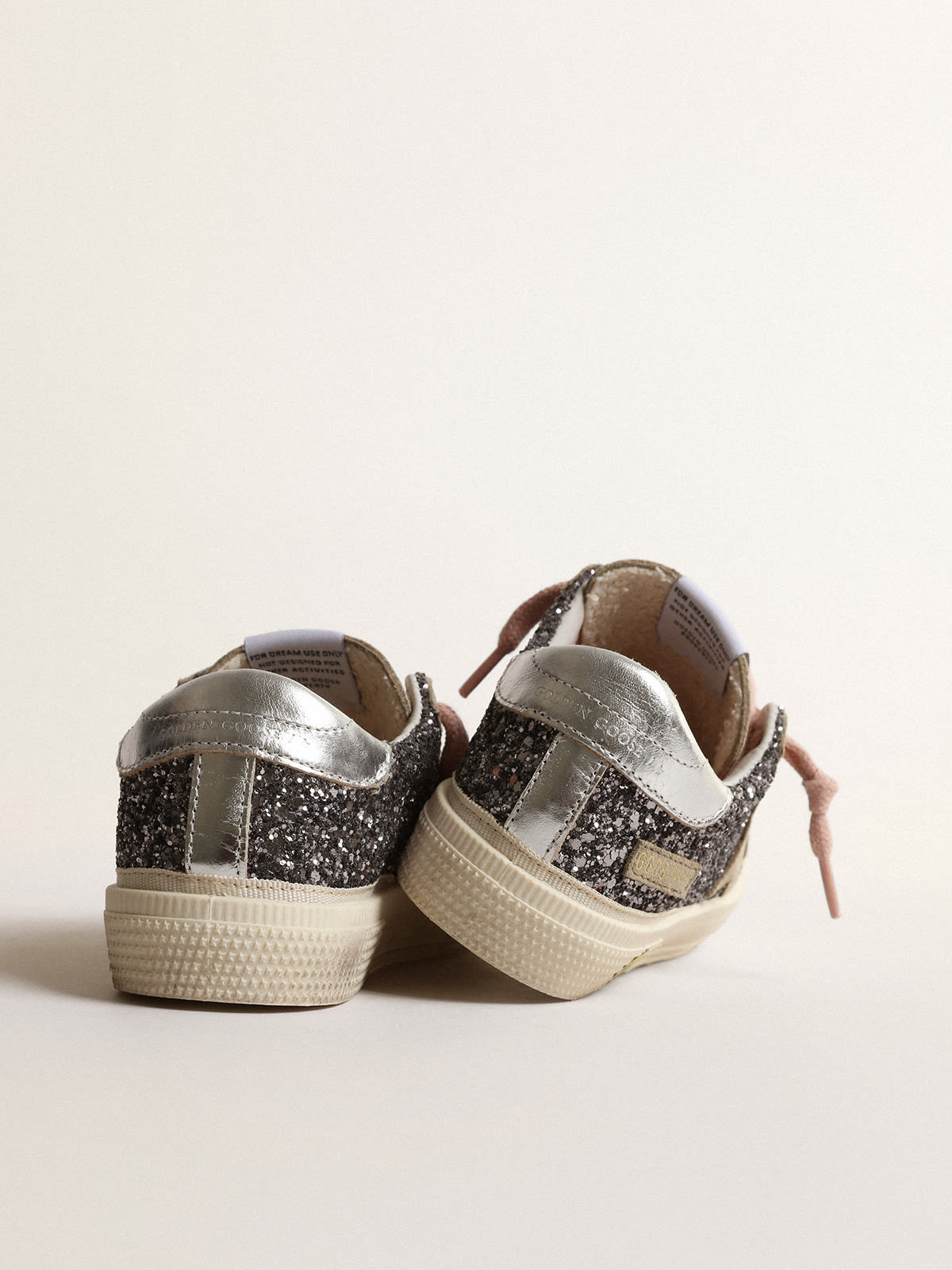 Golden Goose - May Junior aus anthrazitfarbenem Glitzer mit taubengrauem Raulederstern in 