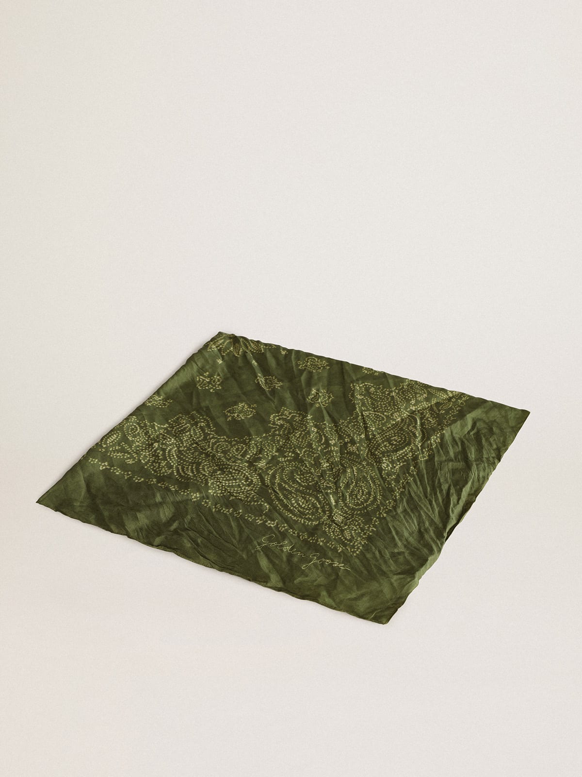 Golden Goose - Pesto-colored scarf with dotted paisley pattern in 
