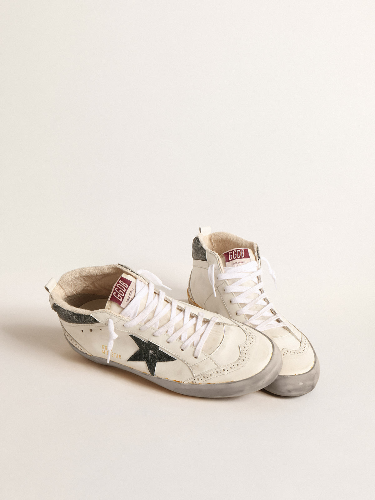 Golden Goose - Mid Star with green metallic leather star and white flash in 