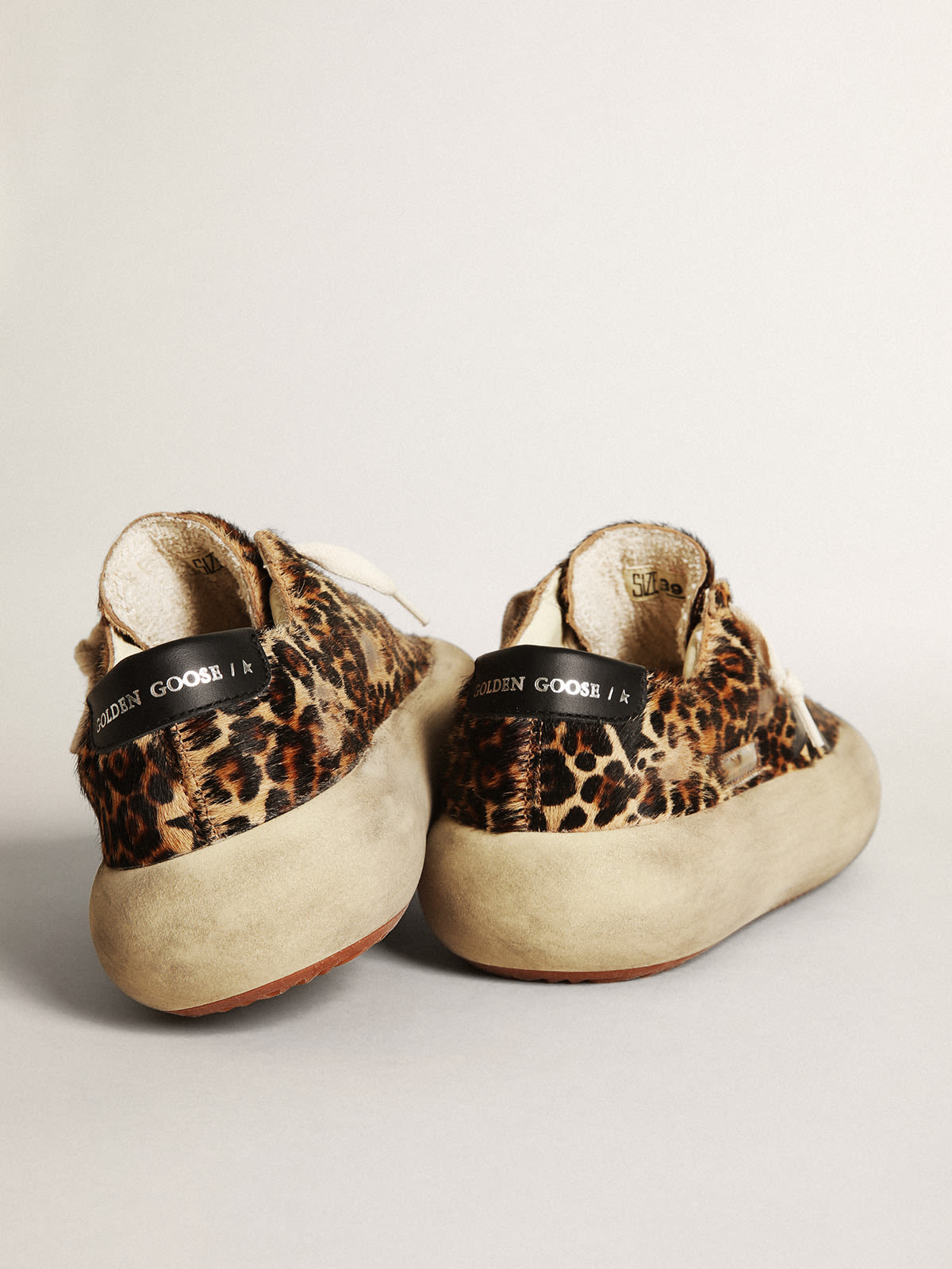 Women\'s Space-Star in leopard print pony skin with black star | Golden Goose