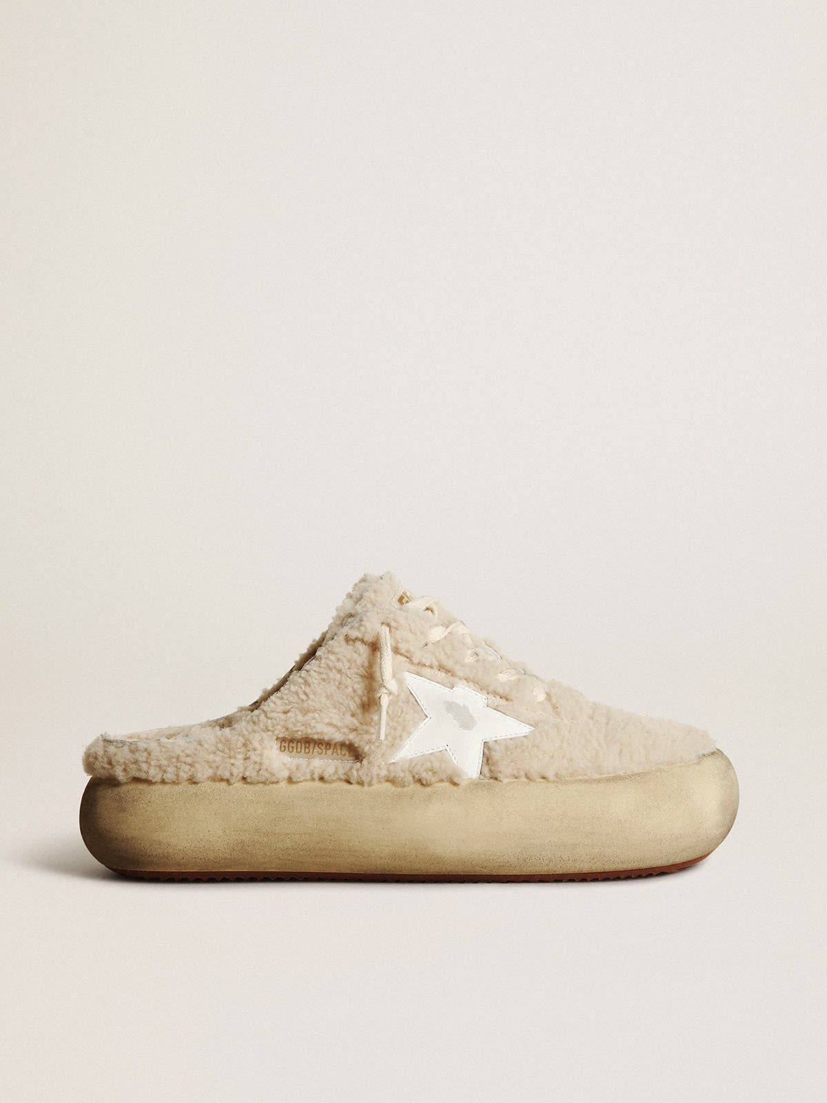 Women\'s Space-Star Sabots in beige shearling with white leather star |  Golden Goose
