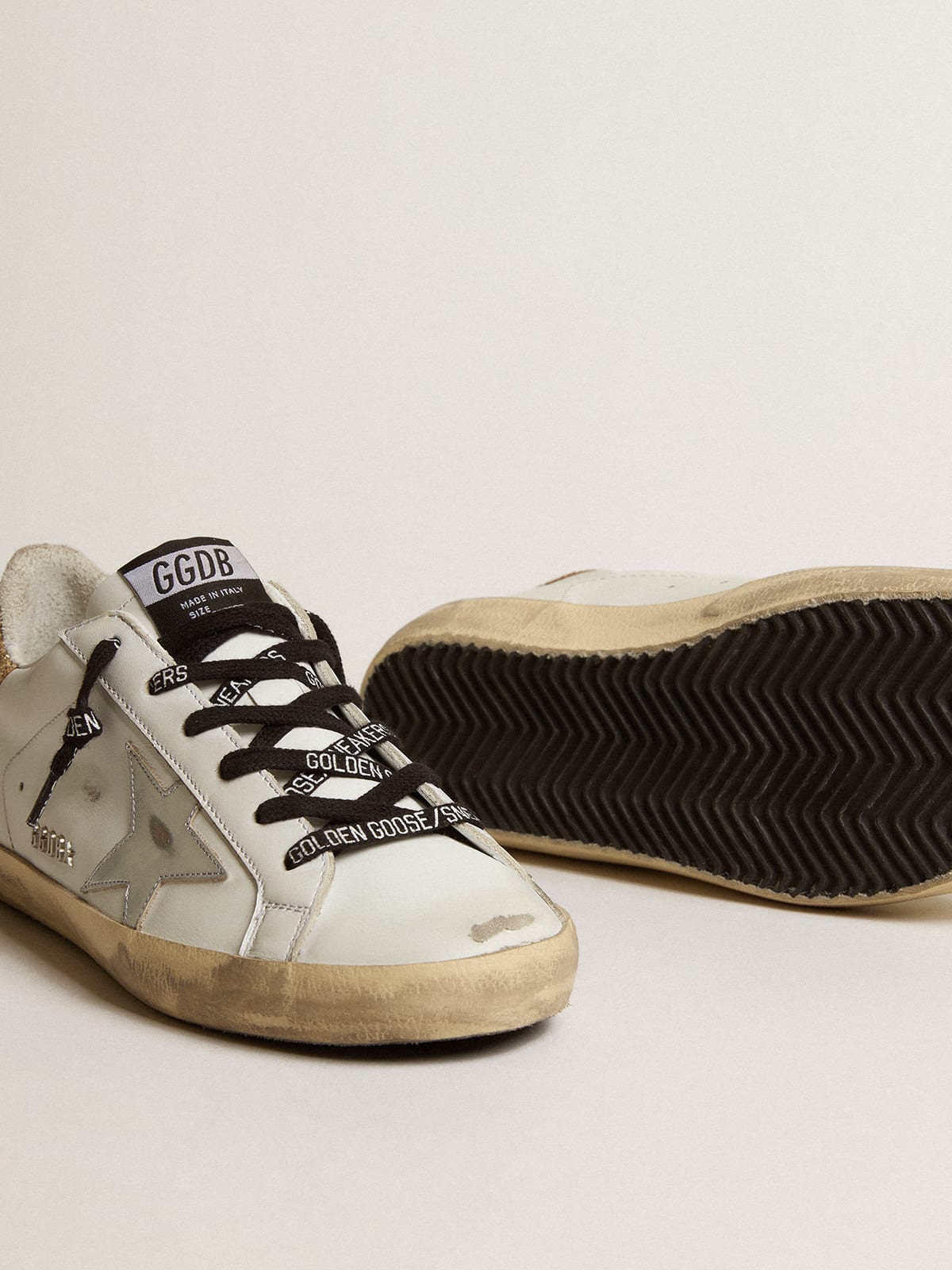 Golden Goose - Weiße Sneakers Super-Star aus Leder mit Glitzerferse in 