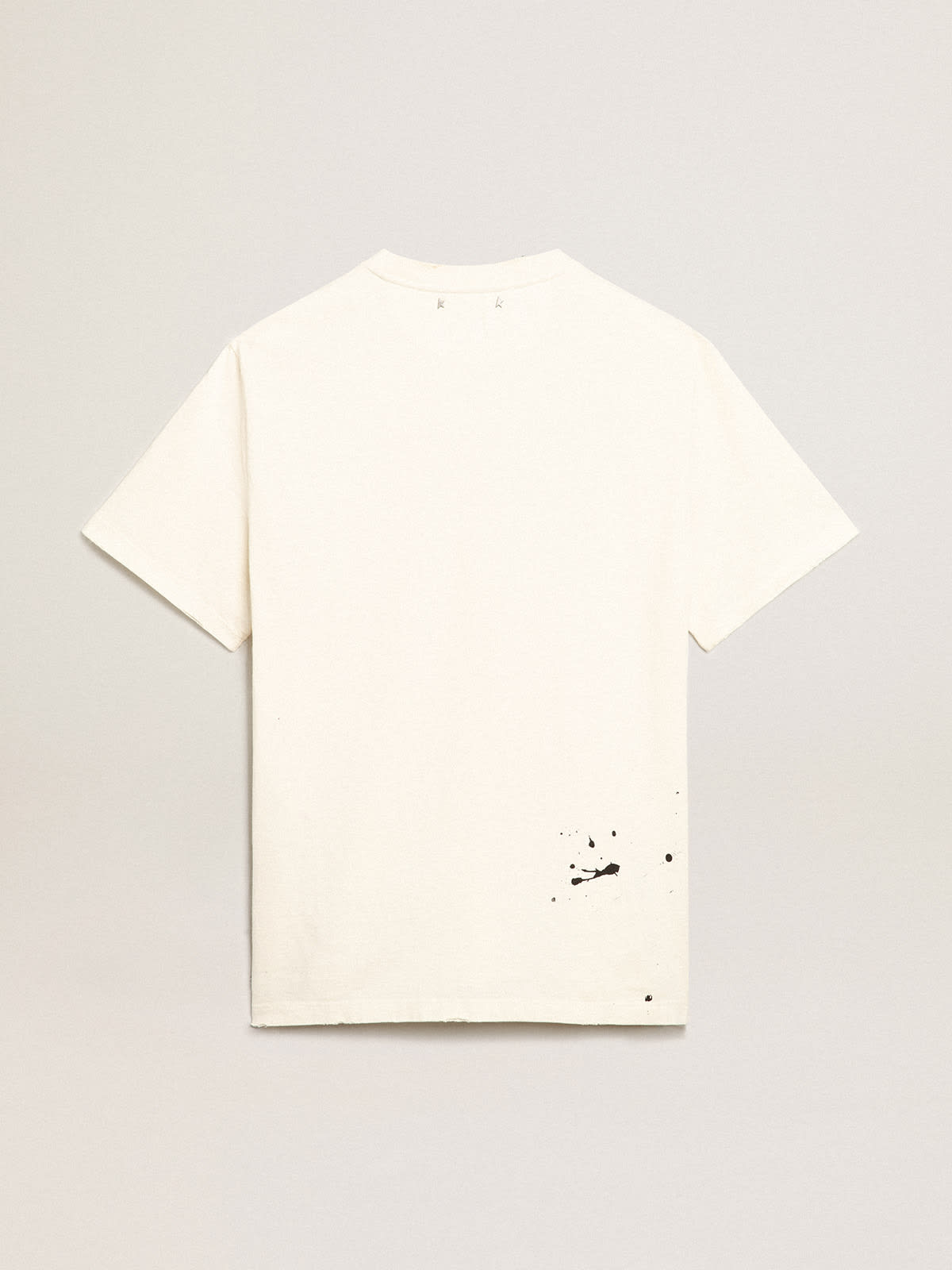 Golden Goose - Men’s white T-shirt with lettering and small embroidery in 