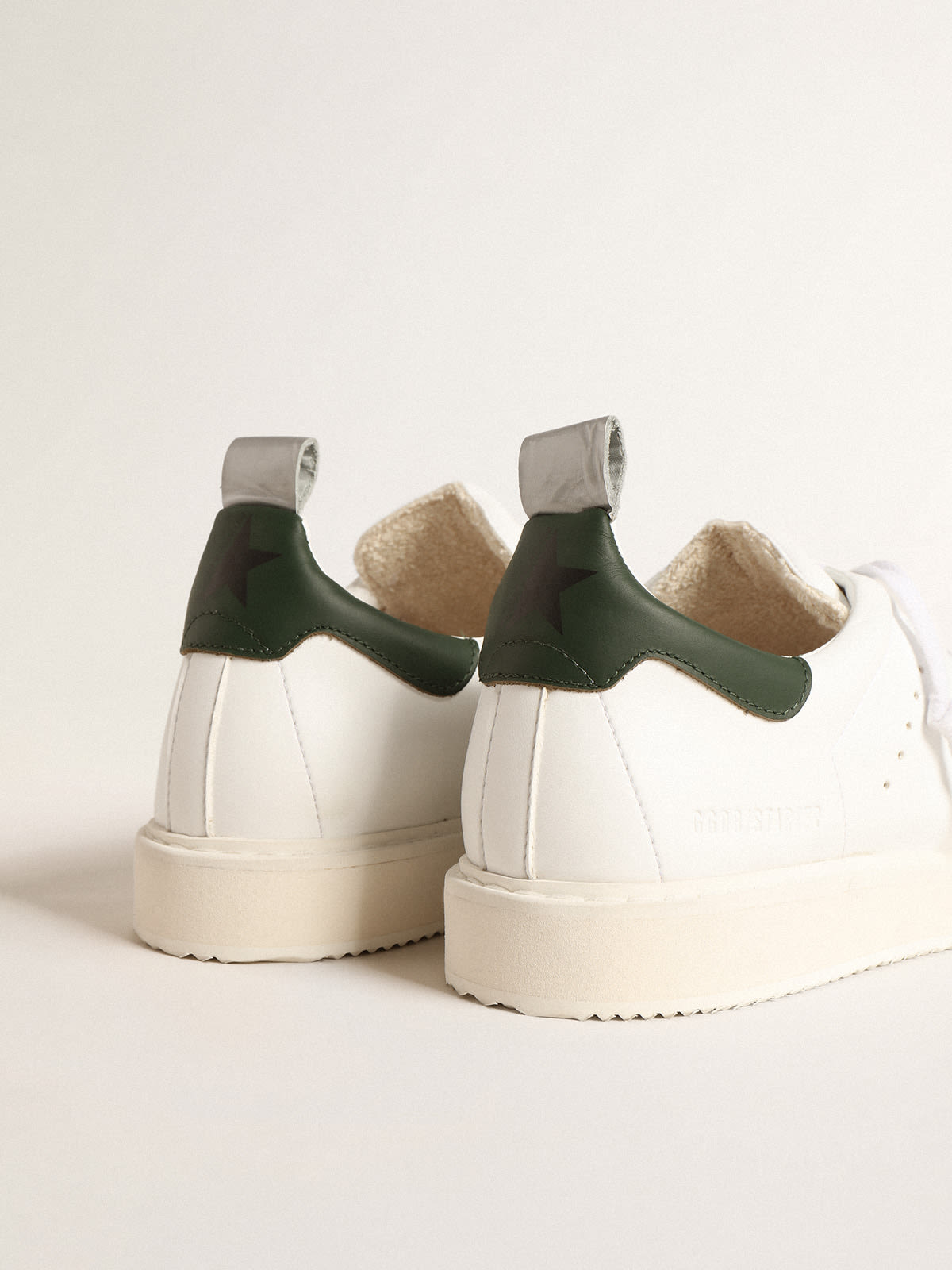 Golden Goose - Bio-based Starter with green leather heel tab in 