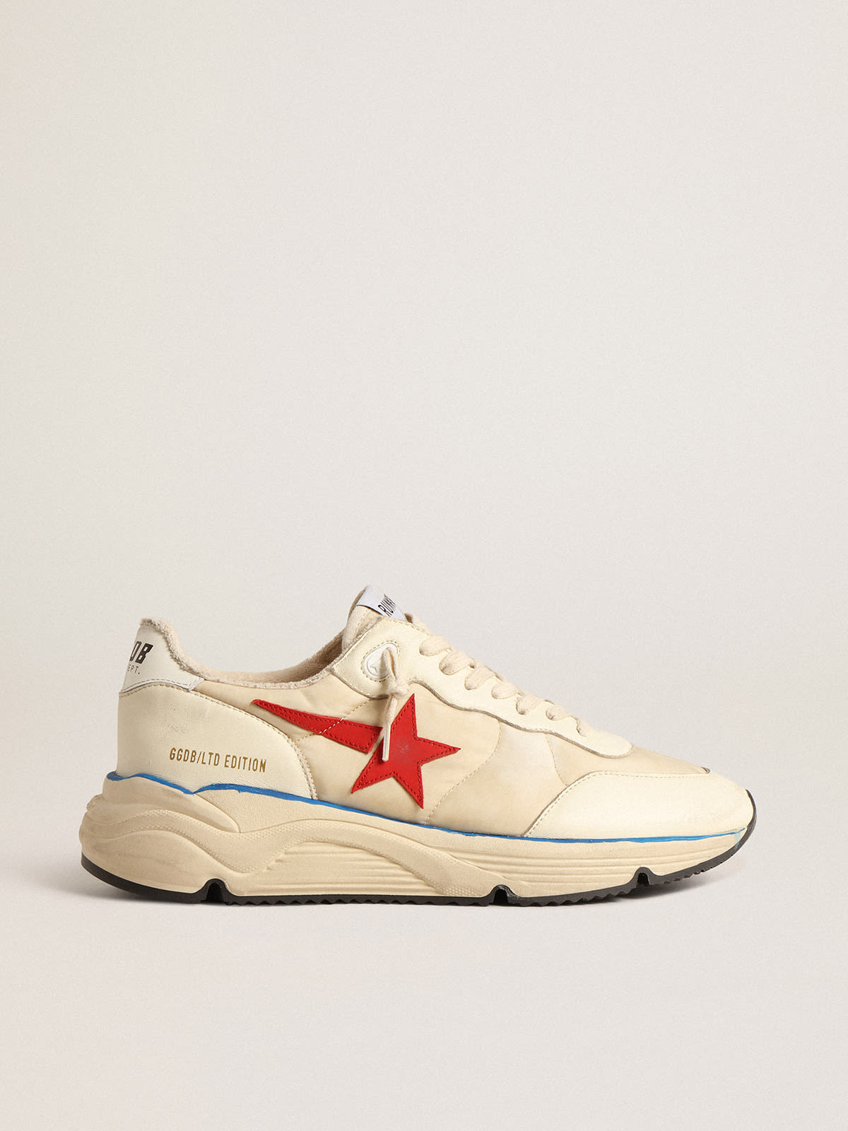 Golden Goose - Men’s Running Sole LTD in beige nylon with red leather star in 