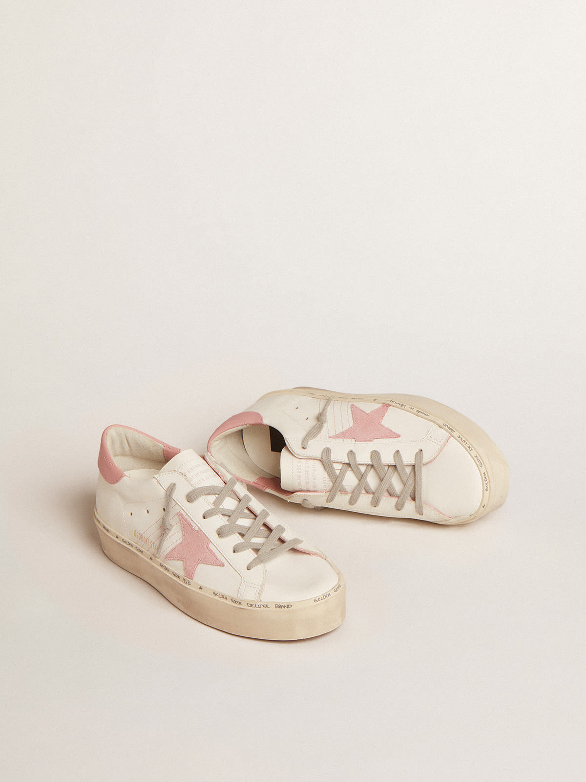 Old School Junior in pink suede with cream leather star and heel tab