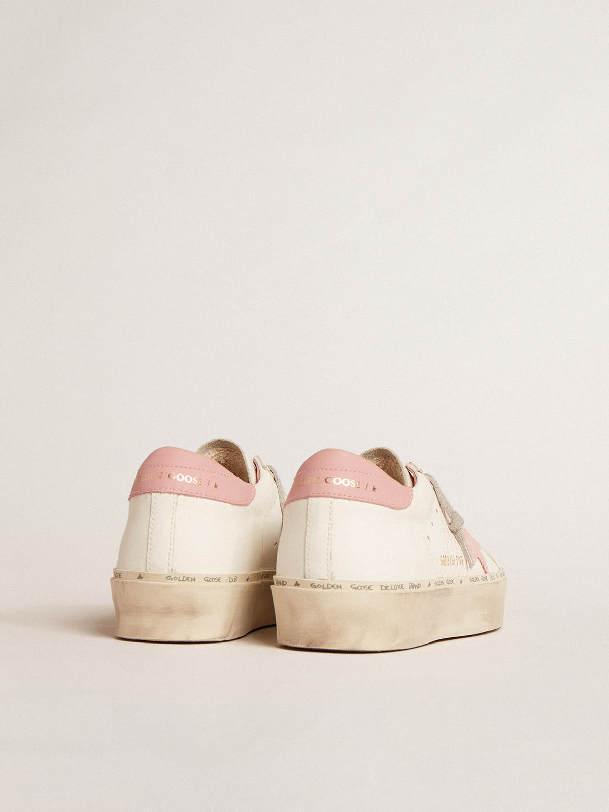 Old School Junior in pink suede with cream leather star and heel tab