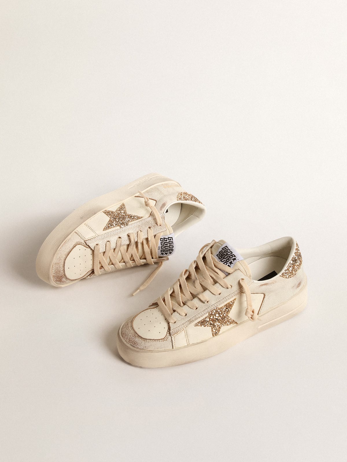 Golden Goose - Stardan in ecru nappa leather with gold glitter star and heel tab in 