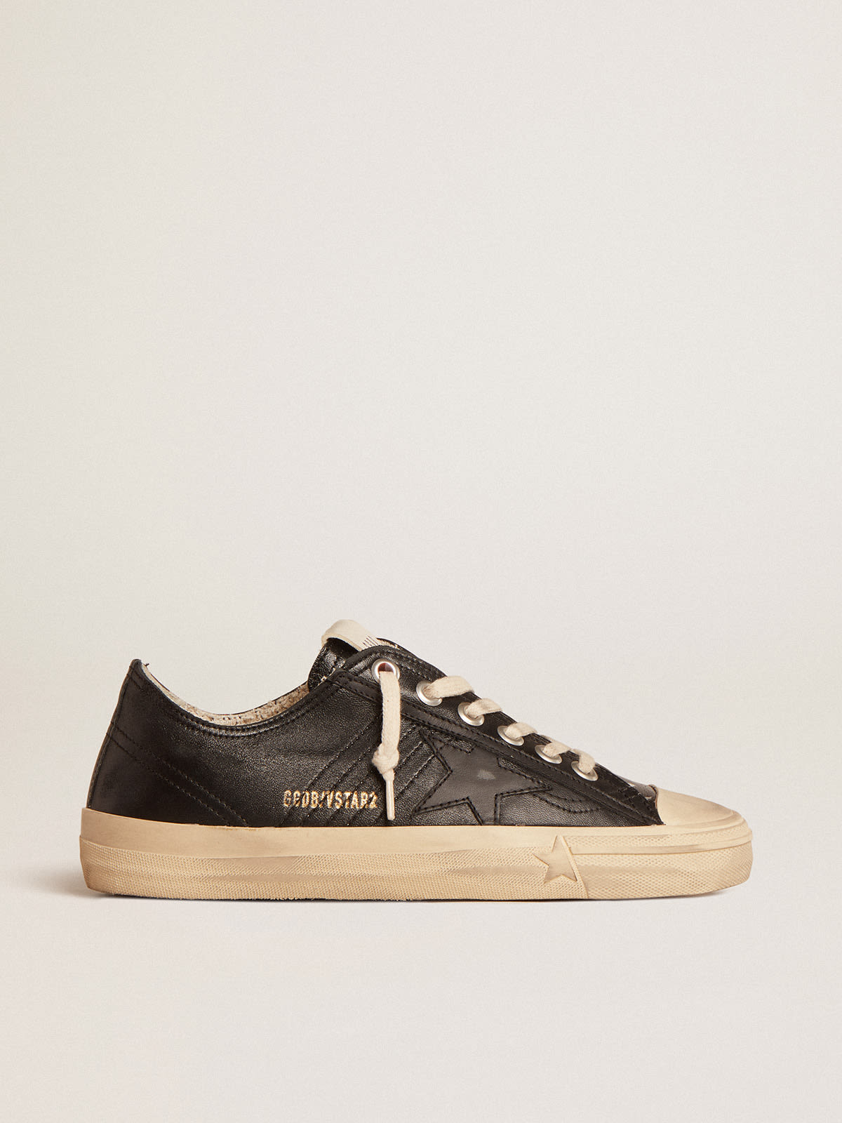 Golden Goose - Women’s V-Star in black nappa leather with a black leather star in 