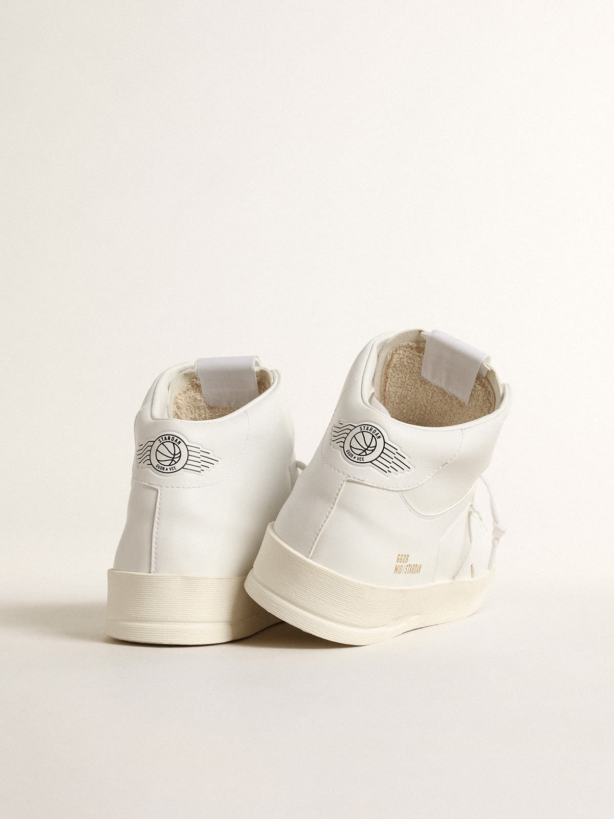 Golden Goose - Mid-Stardan femme d’origine bio avec étoile et contrefort blancs in 