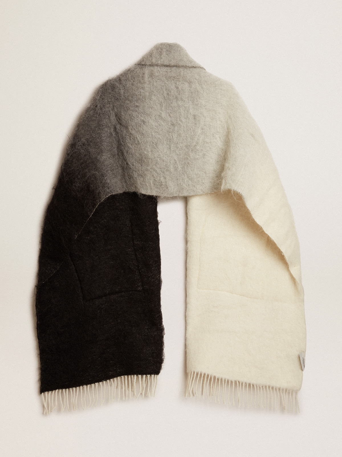 Golden Goose - Black and white scarf with pockets in 