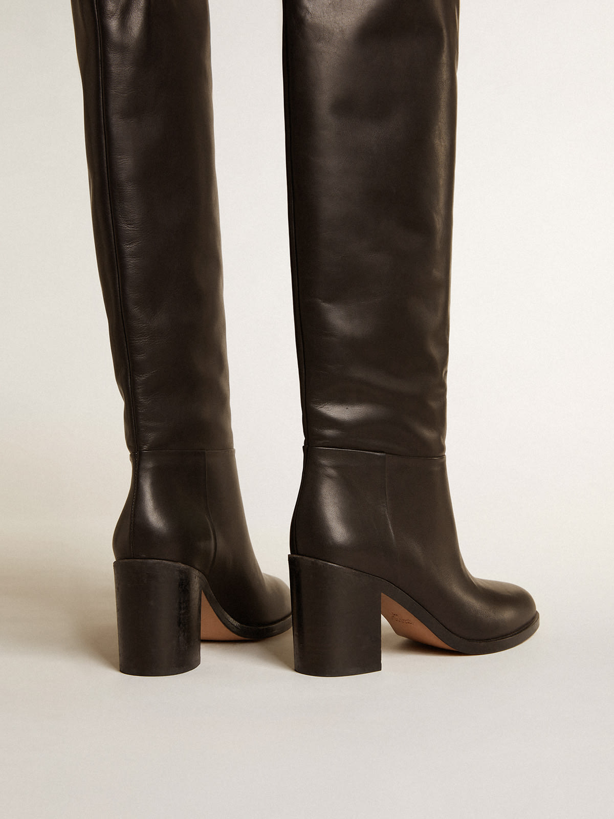 Vivienne knee-high boots in black leather | Golden Goose