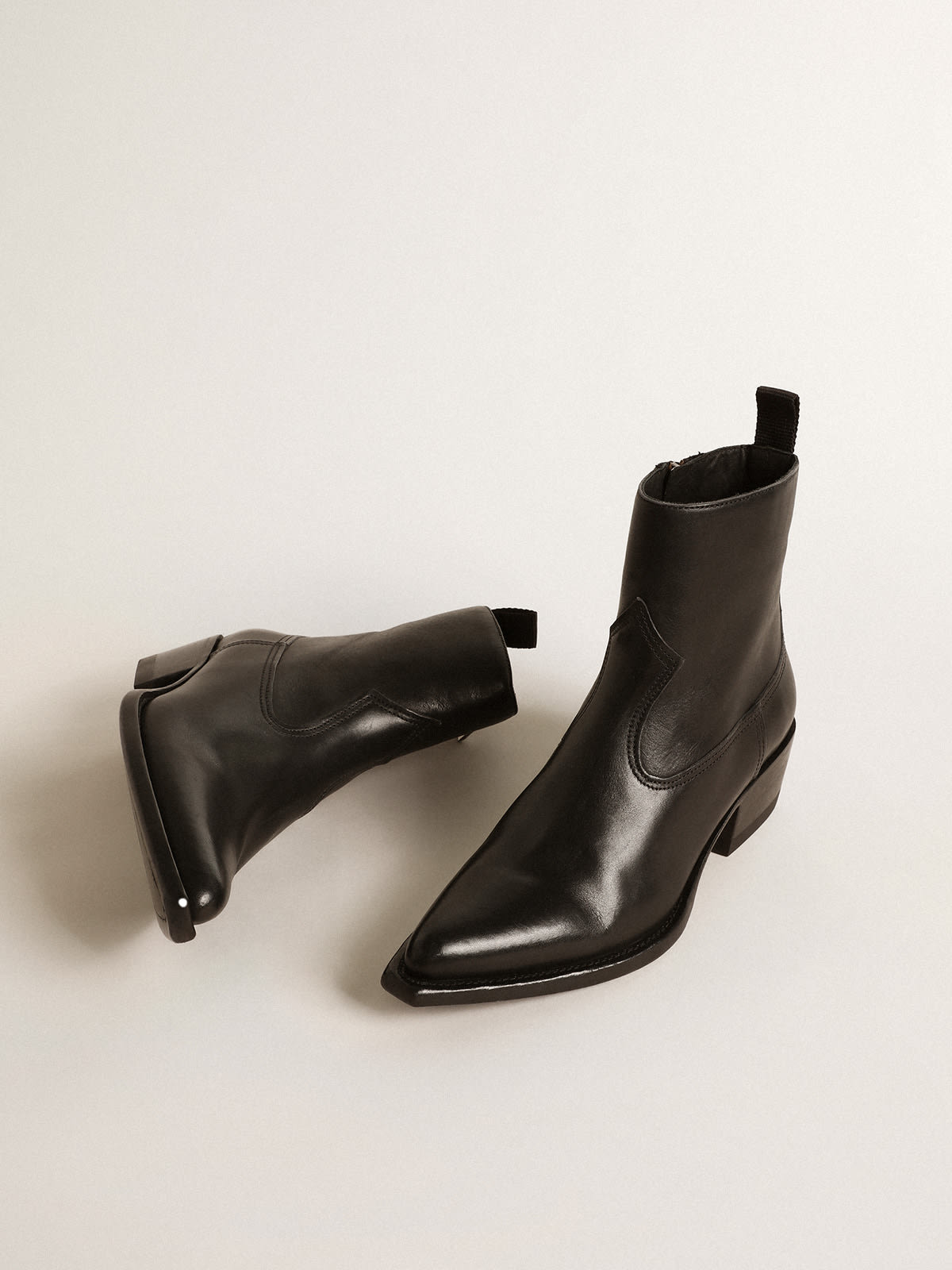 Women's Debbie boots in black leather Golden Goose