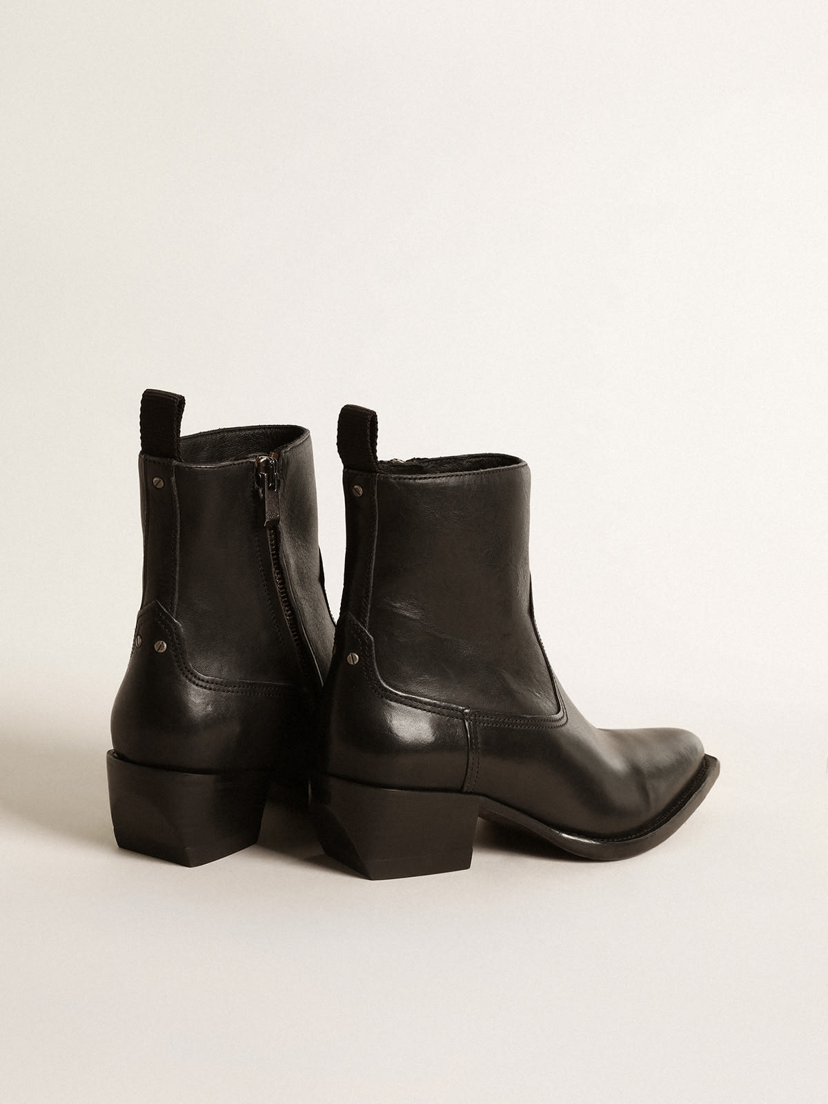 Golden goose black store boots