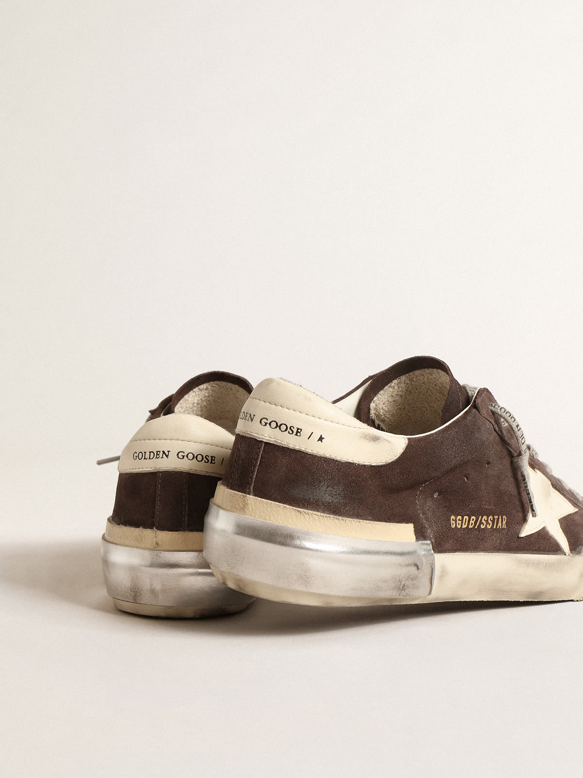 Golden Goose - Super-Star in gray suede with ecru nappa star and heel tab in 